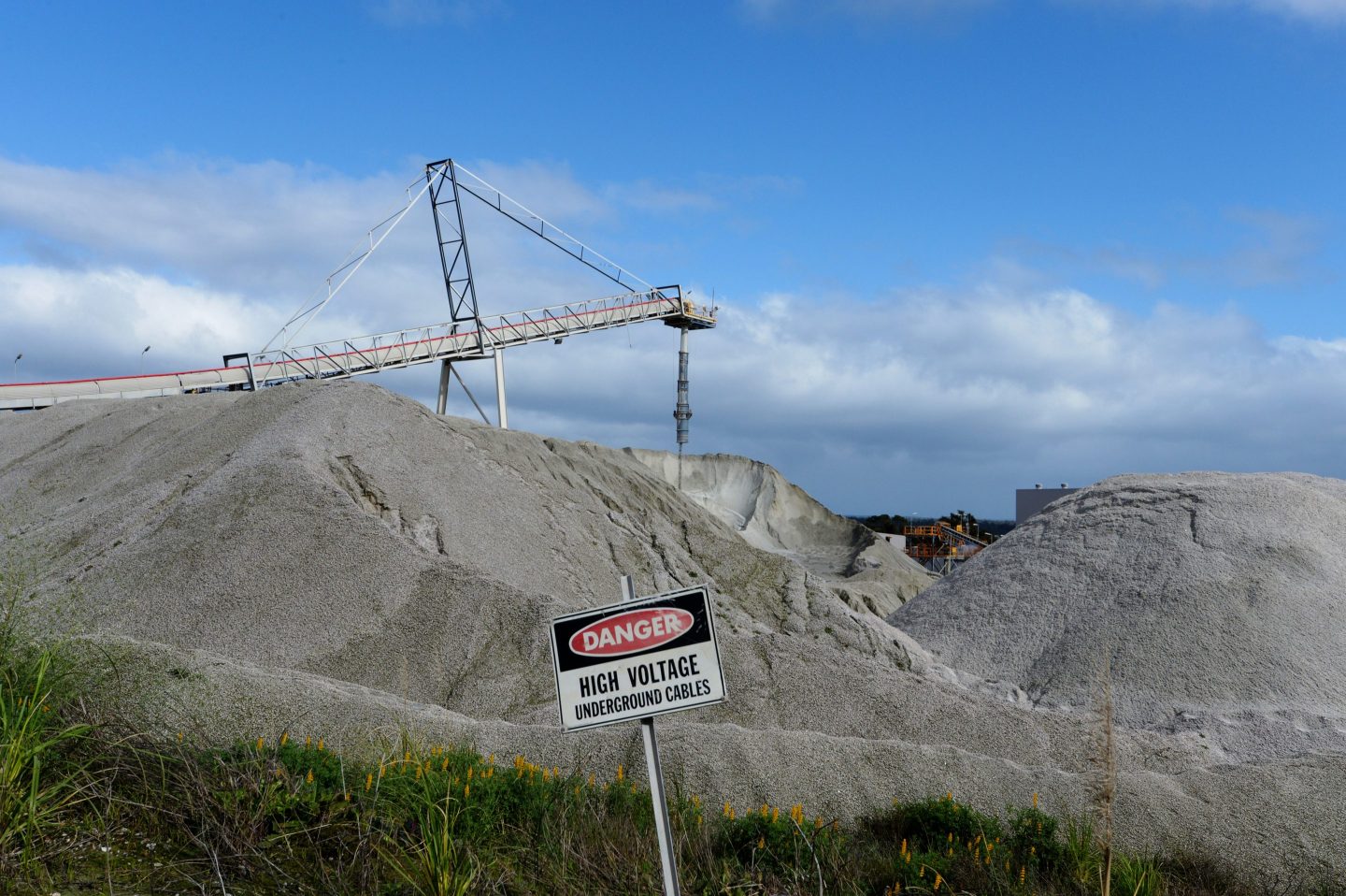 Miner Tianqi Lithium has raised $1.7 billion through a Hong Kong secondary listing