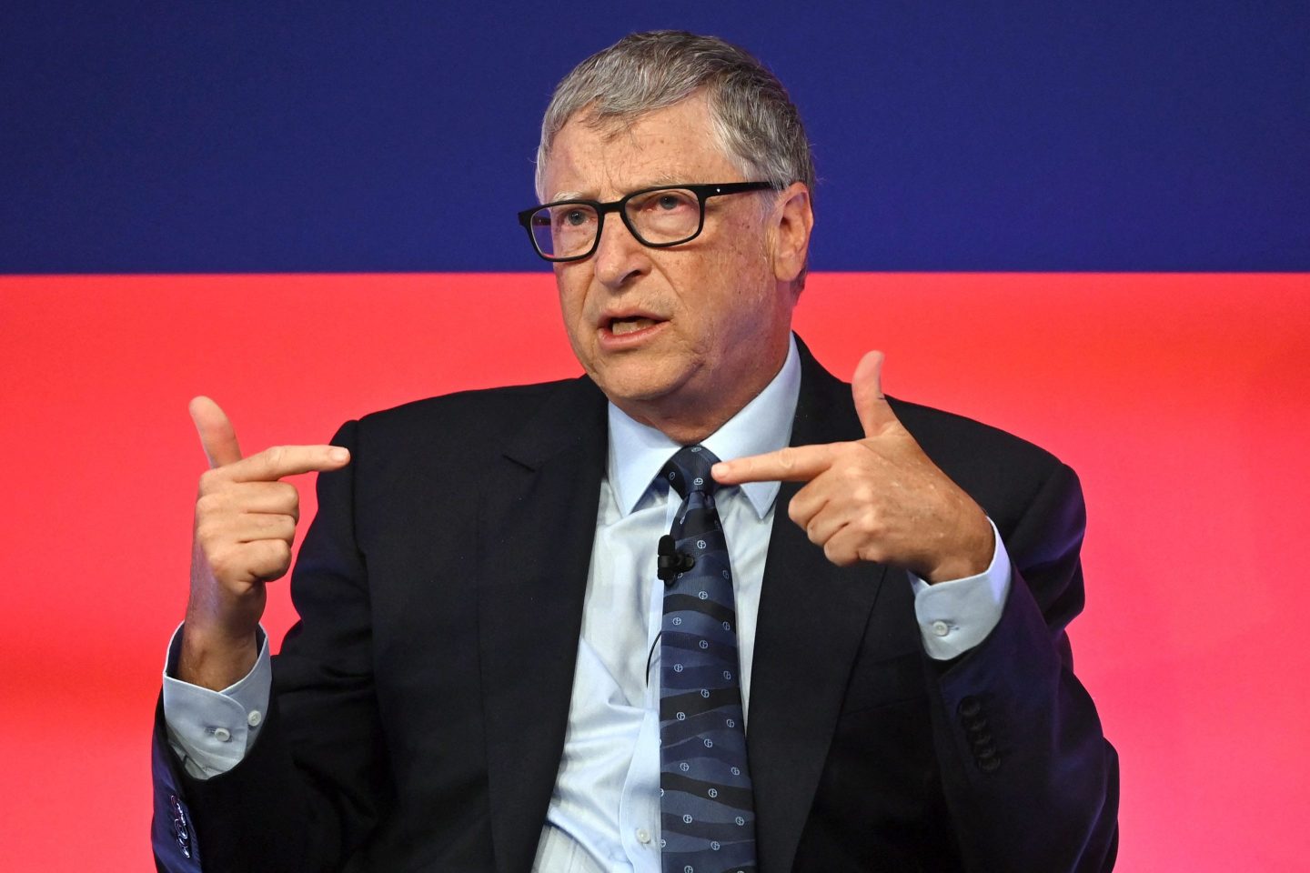 Bill Gates, whose foundation funds polio vaccines, warns that the disease’s reemergence in New York is ‘a threat to us all’
