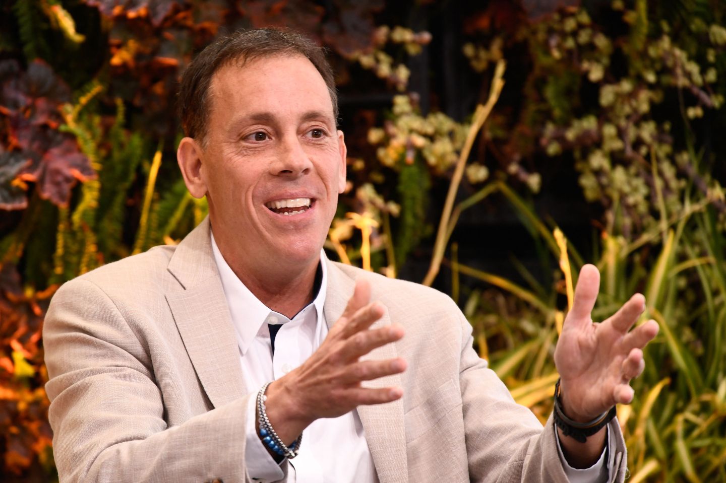 Axios cofounder and CEO Jim VandeHei speaking at a conference