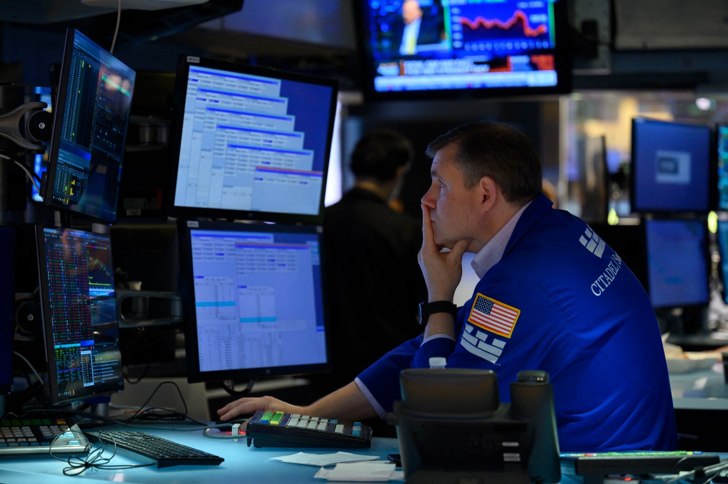 A trader works on the floor of the New York Stock Exchange on Aug. 5, 2022. Pessimism is still lingering on Wall Street, according to a Bank of America survey.