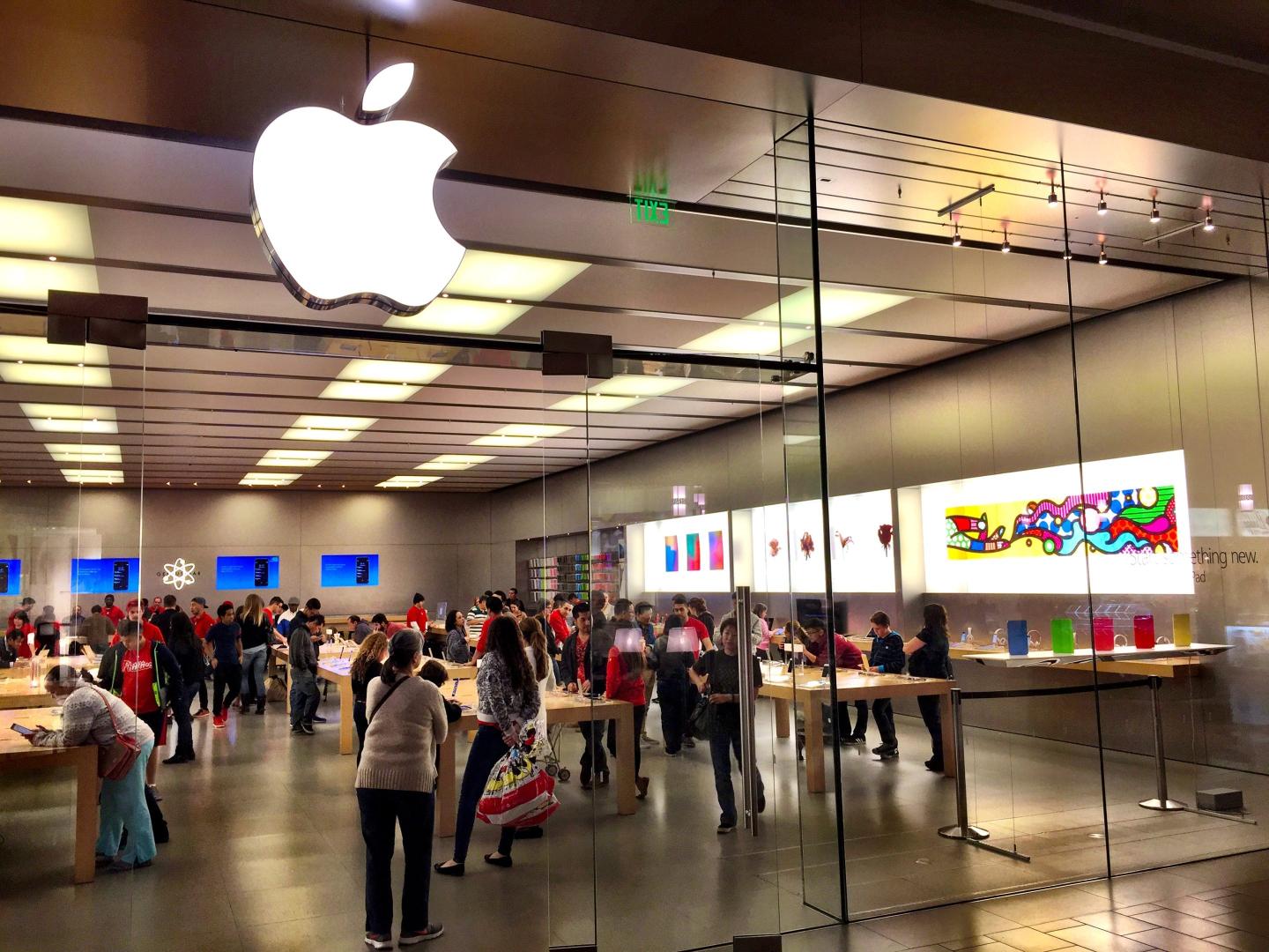 Apple store in Cerritos, California