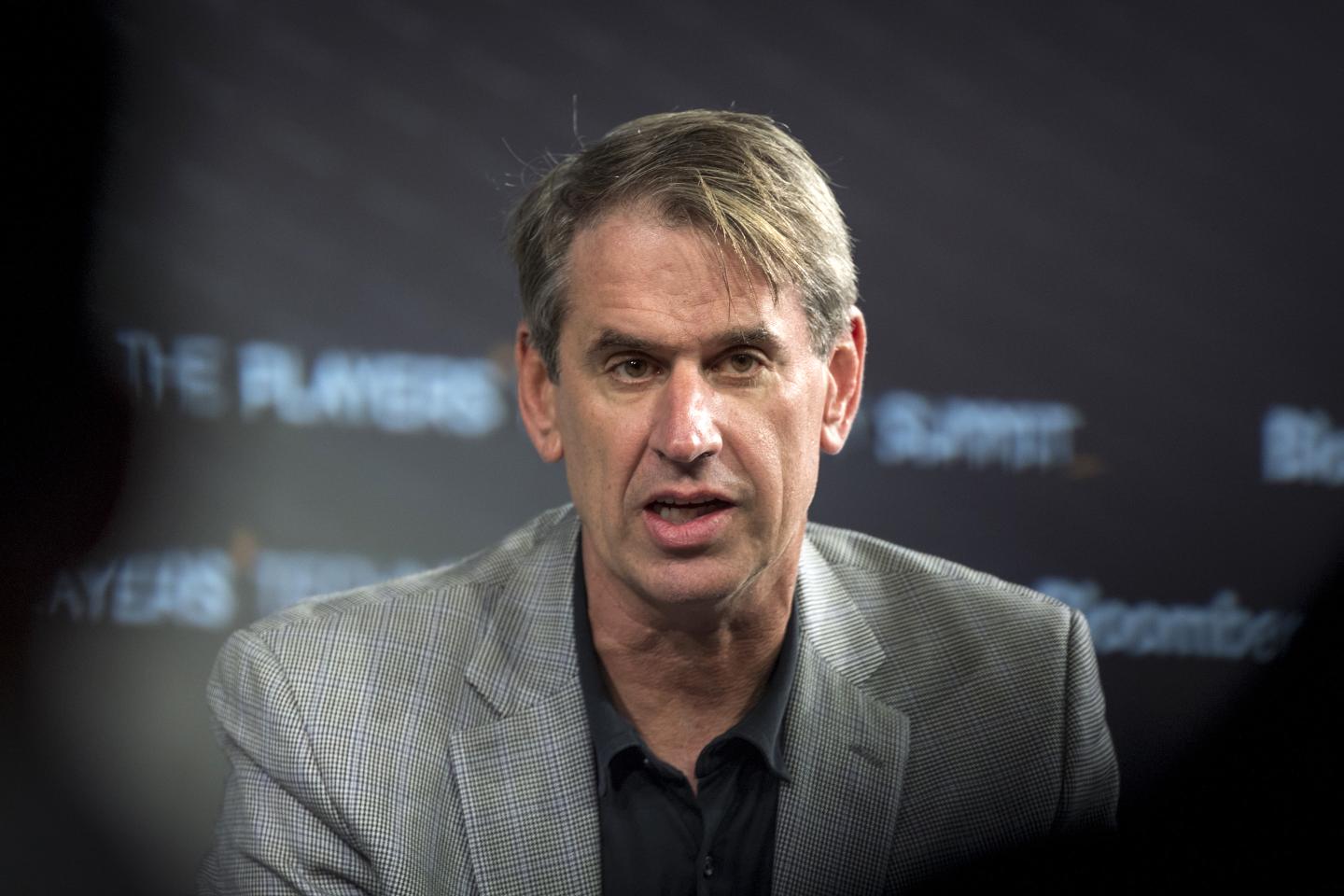 Bill Gurley, one of the best tech investors of all time, says the best time in 15 years to start a company is today