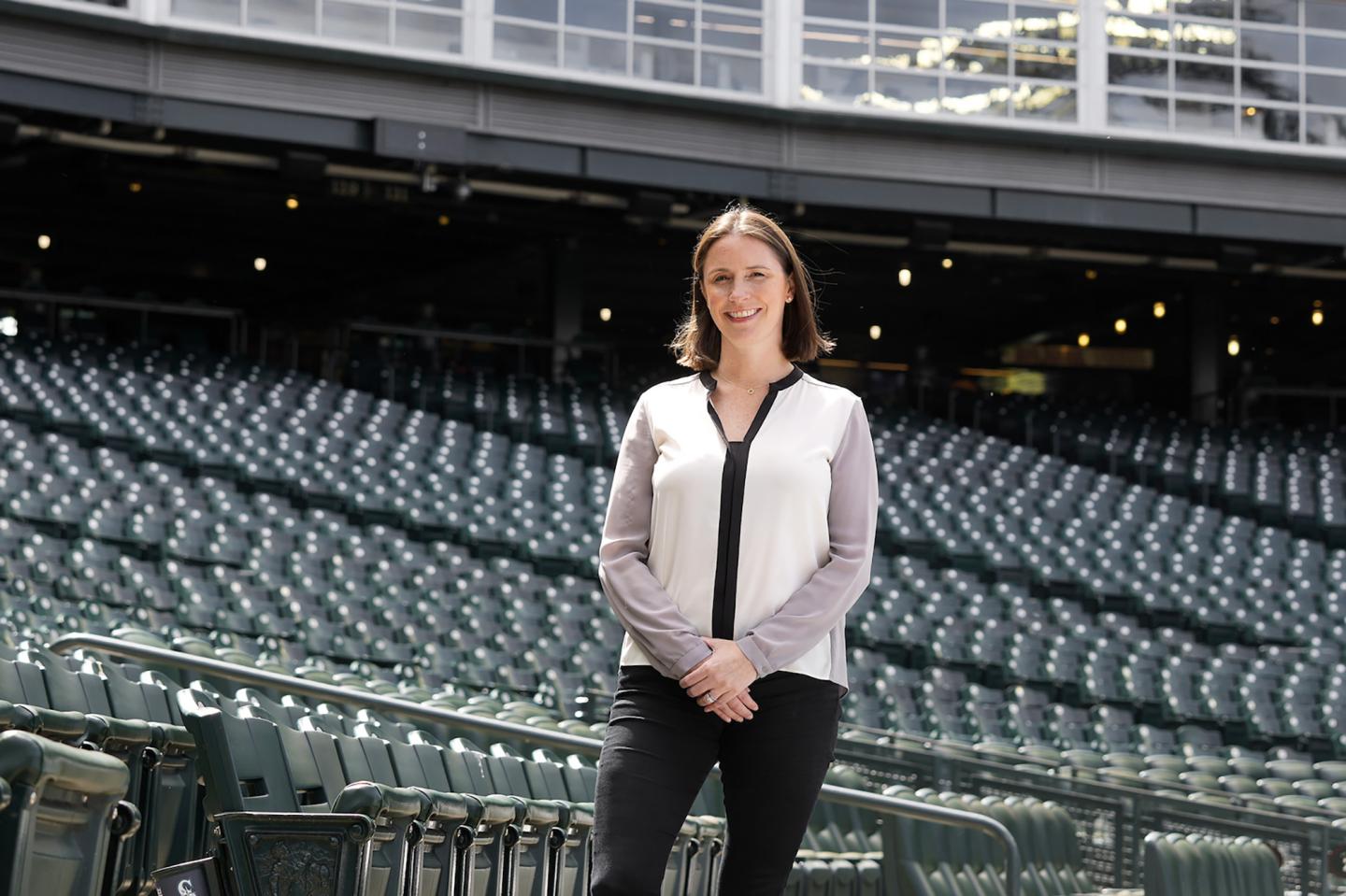 The highest-ranking female exec in baseball cheered her team to the end in Saturday’s 18-inning Astros-Mariners game