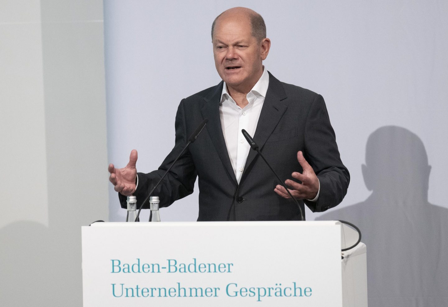 German Chancellor Olaf Scholz reassures companies at the Baden-Baden Business Talks on Saturday.