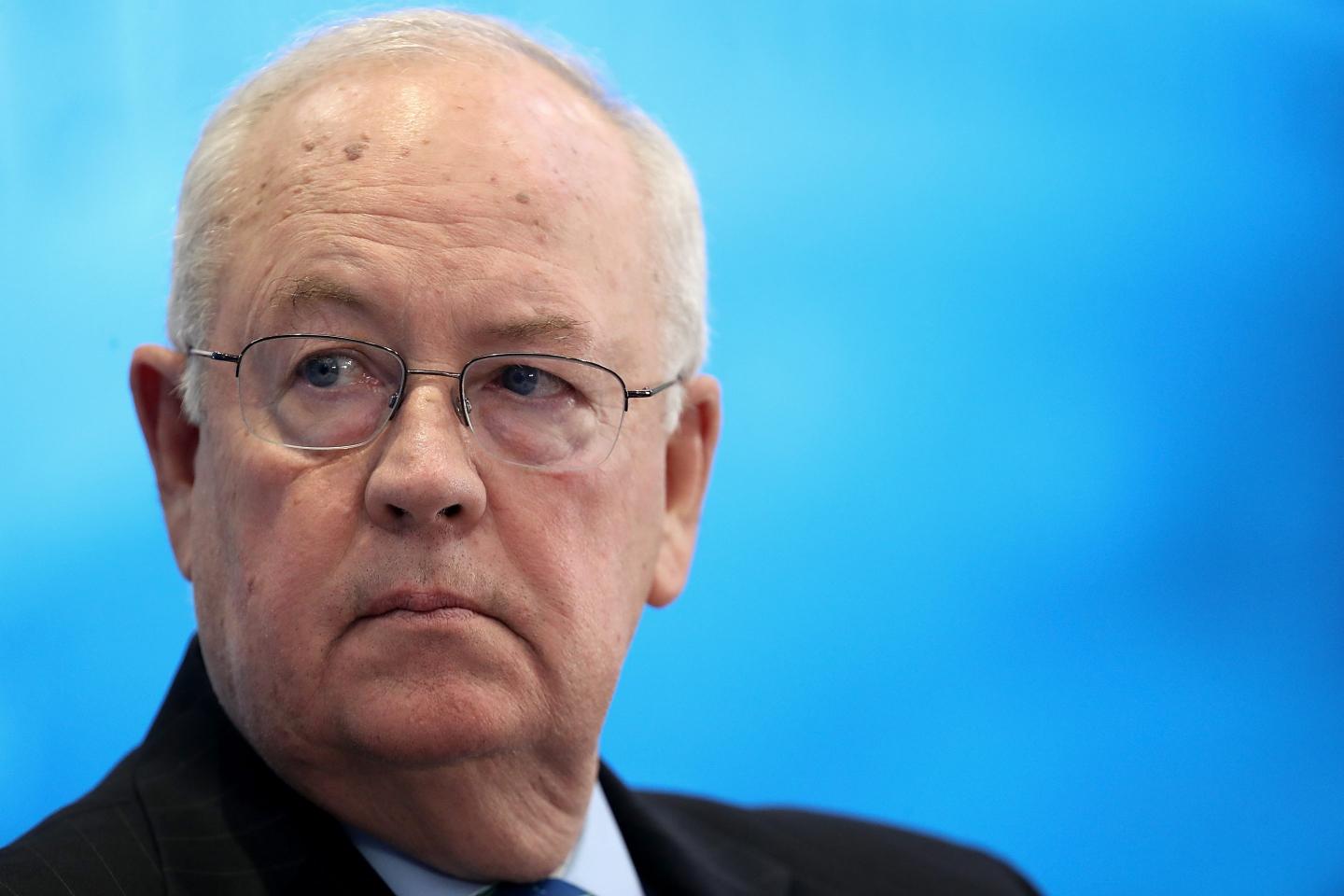 Ken Starr.