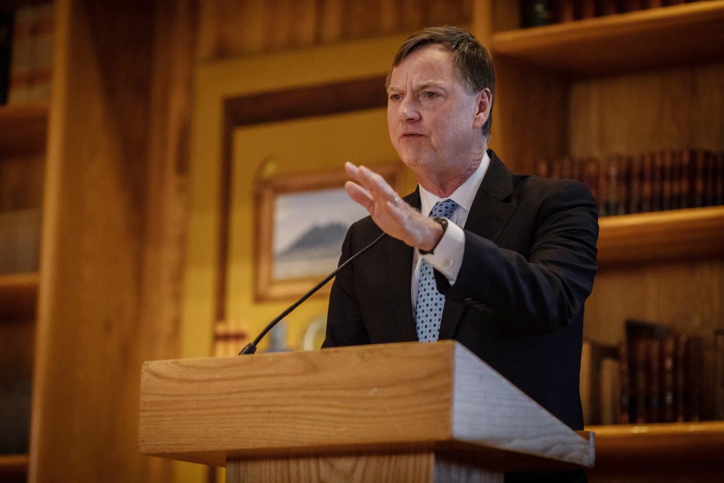 Charles Evans, president of the Federal Reserve Bank of Chicago, speaking on stage