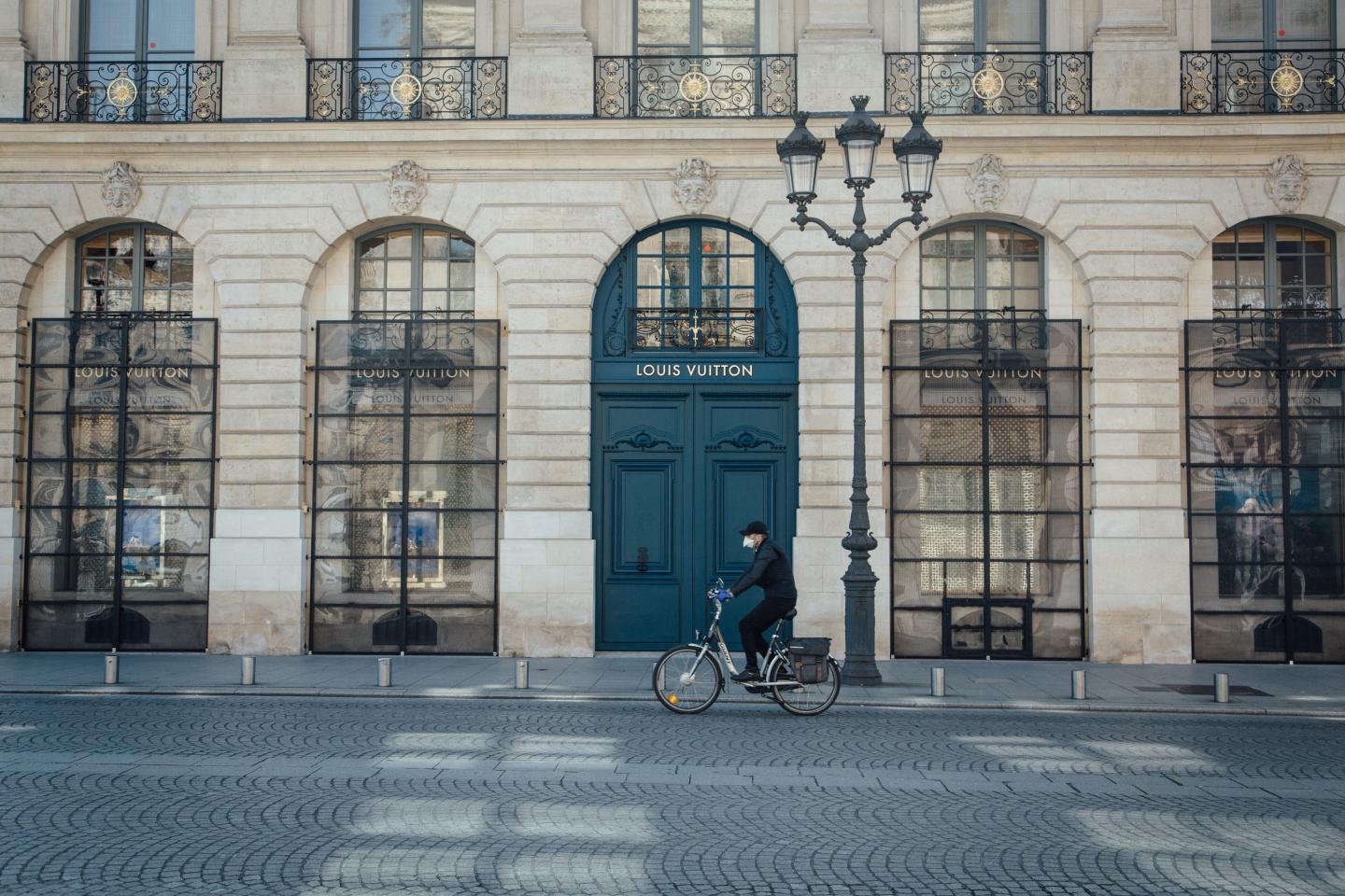 Louis Vuitton store front