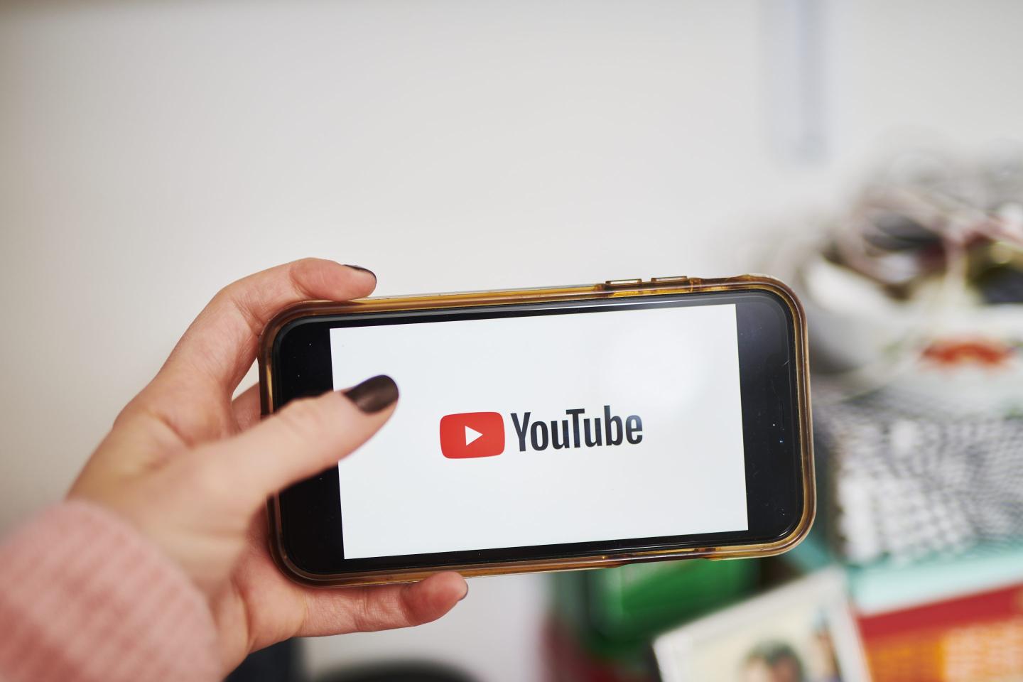 YouTube’s ‘dislike’ button doesn’t stop you from seeing videos you don’t want to see, new research shows