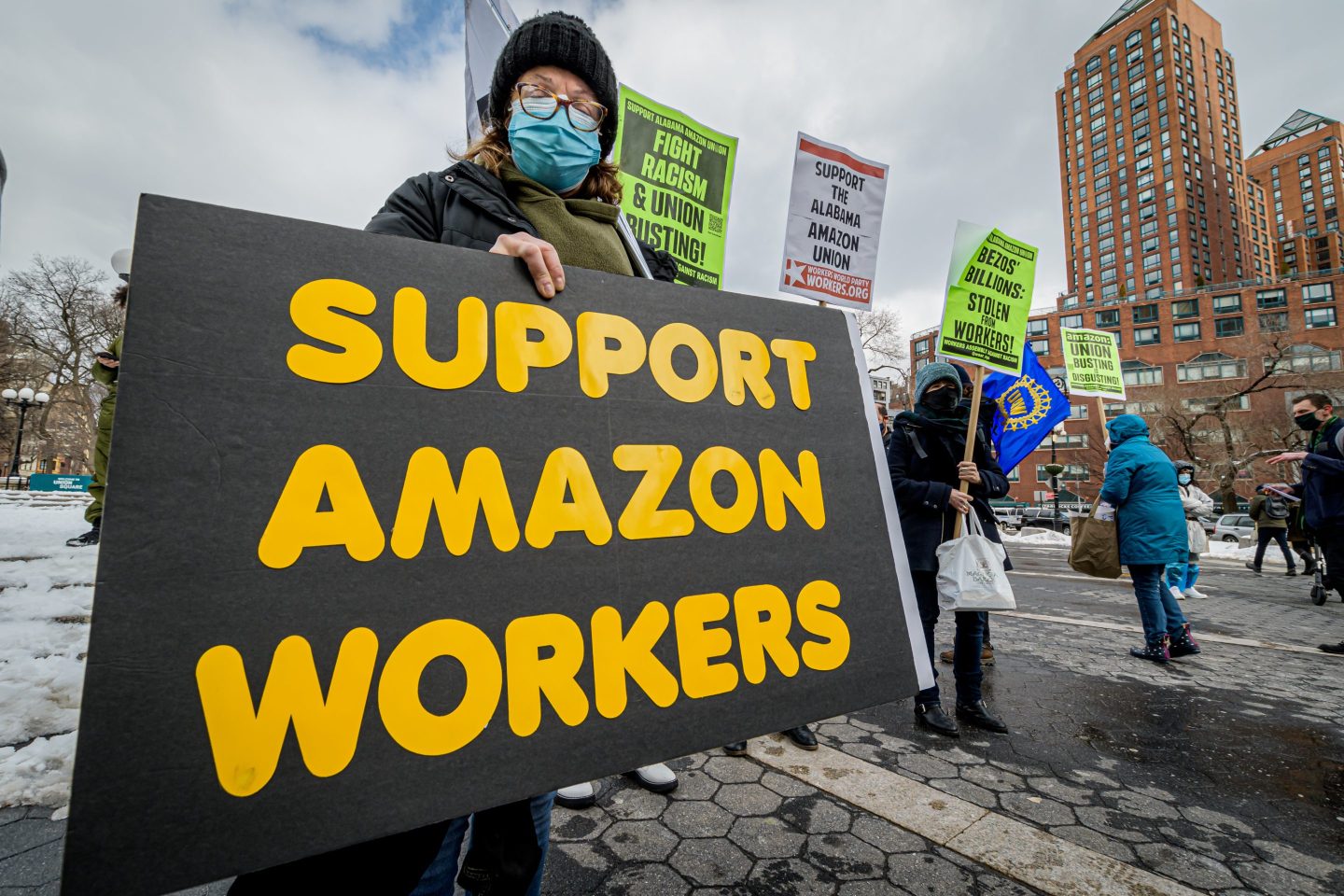 Support Amazon Workers