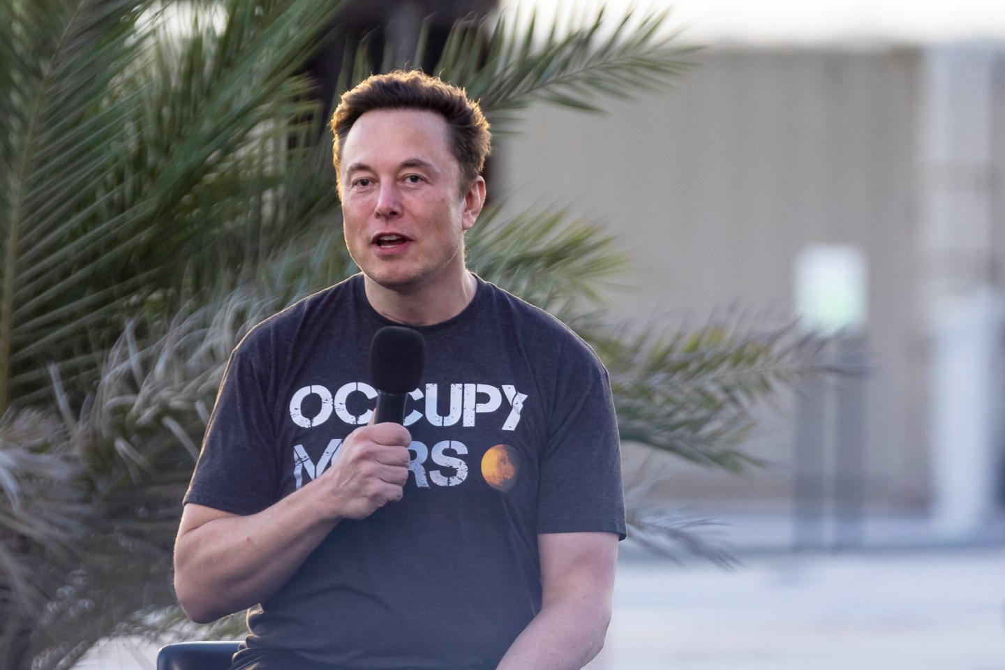 Elon Musk's texts were released in new court filings on Thursday.