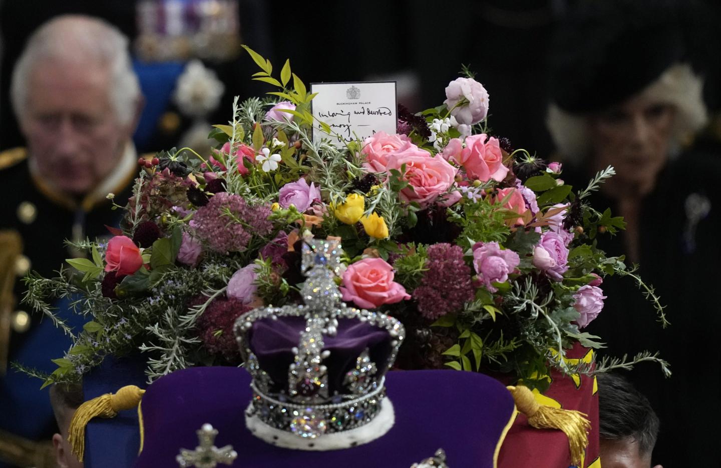 queen elizabeth's coffin