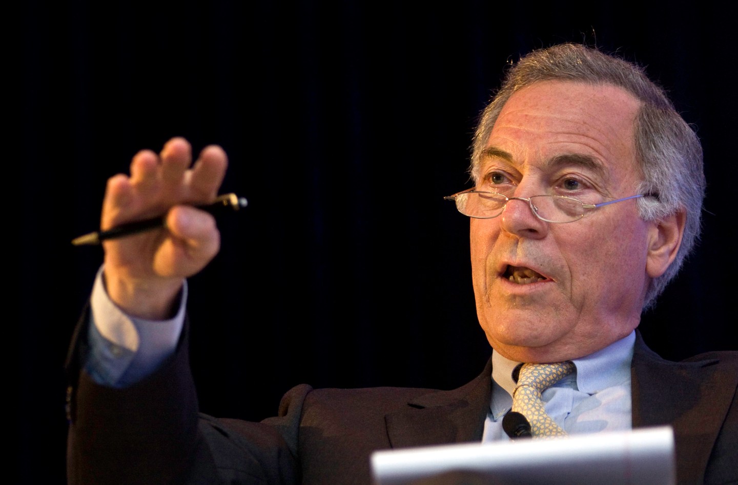 Steve Hanke speaks at a conference in Hong Kong