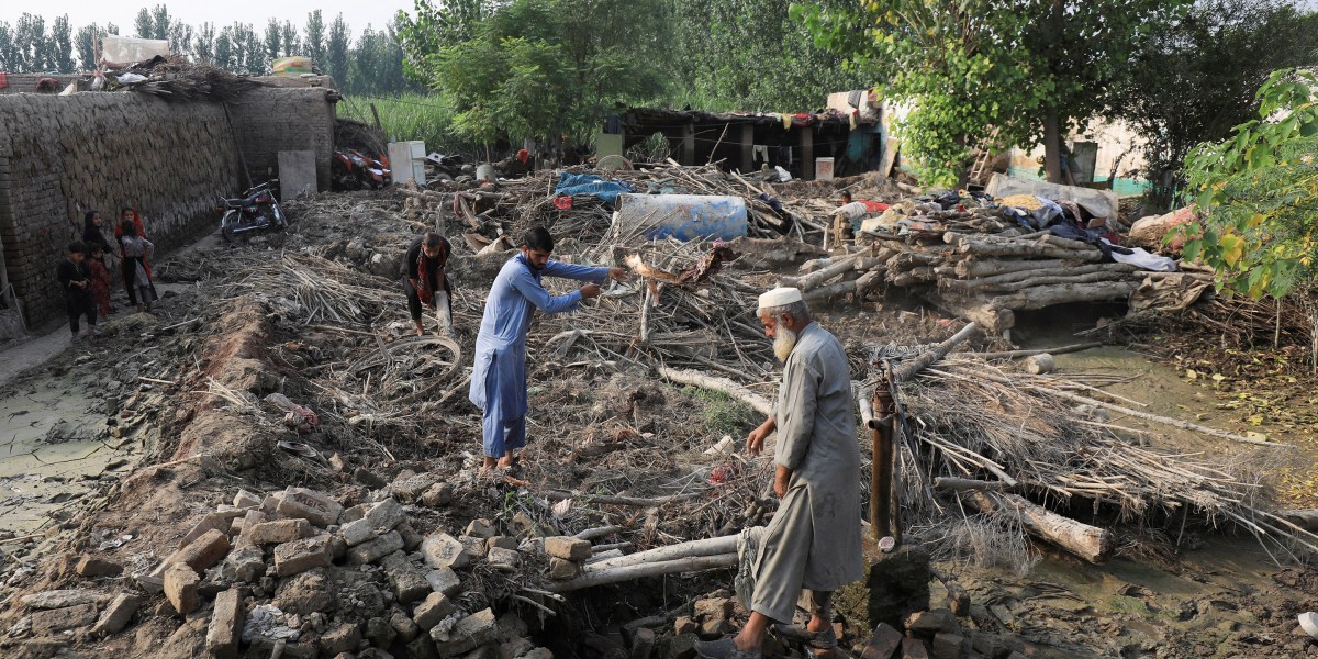 How much will Pakistan climate change flooding cost? Upwards of $10 ...