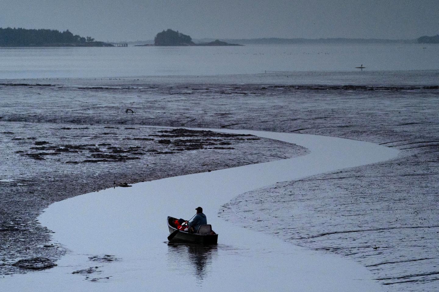 Clam digger Scott Lavers
