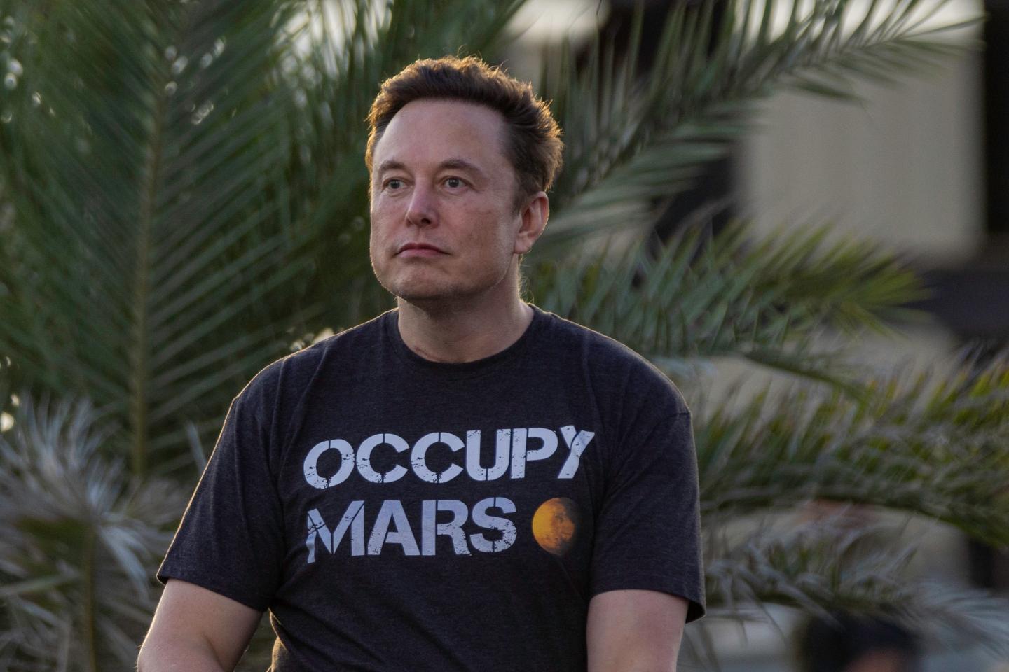 Shot of Elon Musk speaking at a SpaceX event in Texas in August 2022