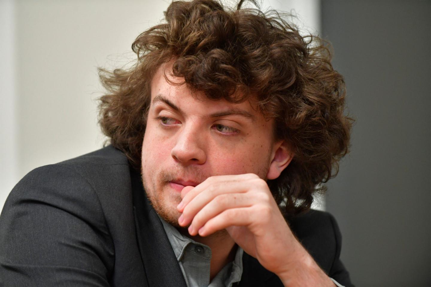 US international grandmaster Hans Niemann plays a second-round chess game against Jeffery Xiong