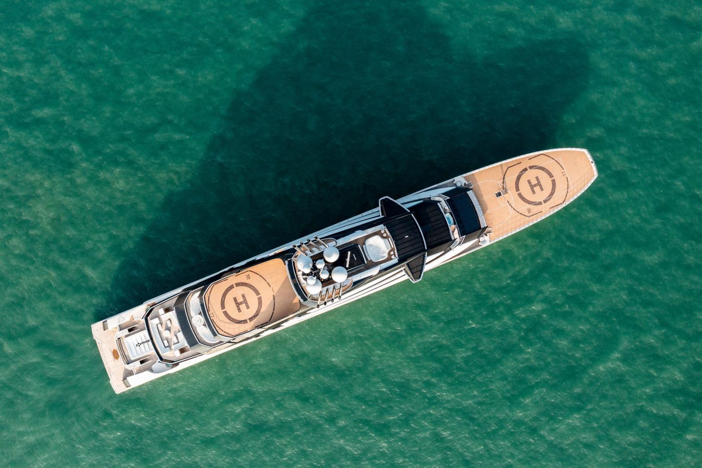 A Russian oligarch’s $500M mega yacht is roiling U.S.-Hong Kong relations