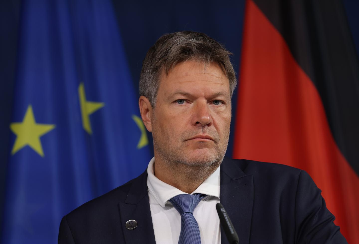 Shot of German economic minister Robert Habeck speaking to media at a G7 event