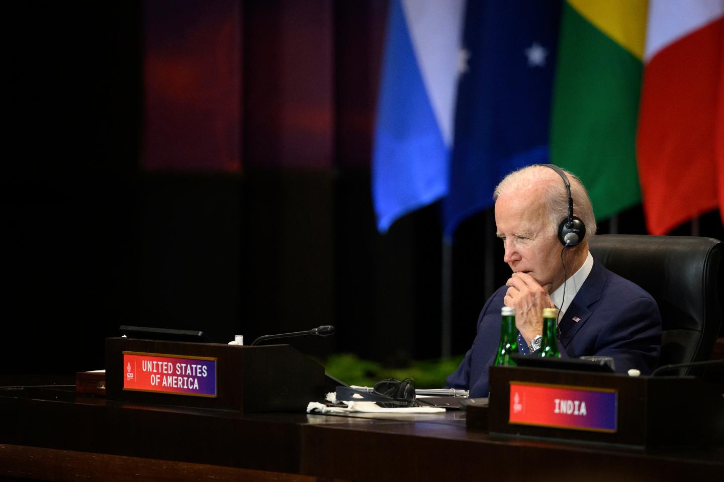 Biden and Zelensky press G20 leaders to further isolate Russia and demand ‘unconditional withdrawal’