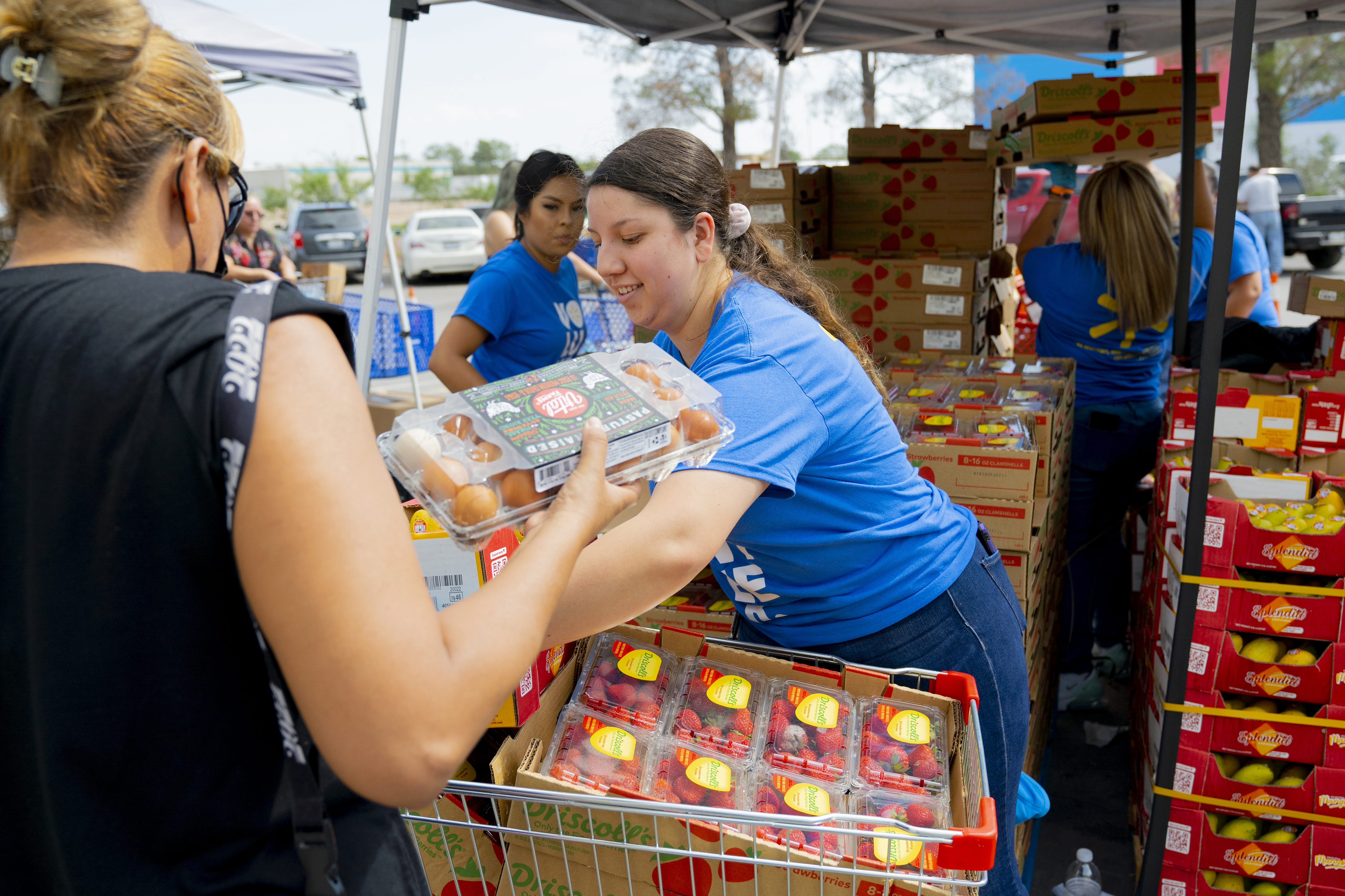 El Pasoans Fighting Hunger