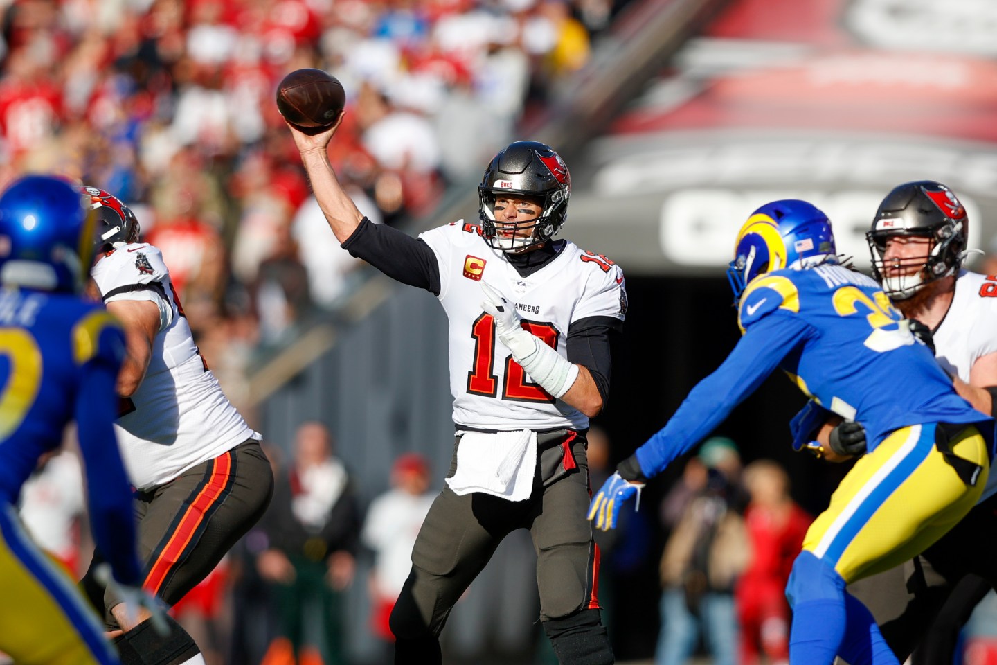 The Buccaneers and Rams will meet this weekend.