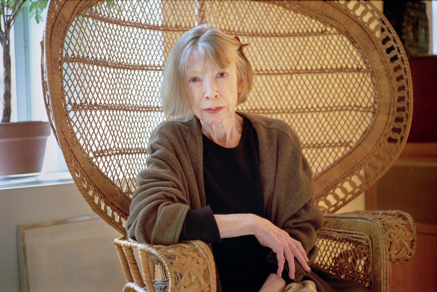 Fans of author Joan Didion pay thousands for her sunglasses, photos, and writing desk in auction of her paraphernalia