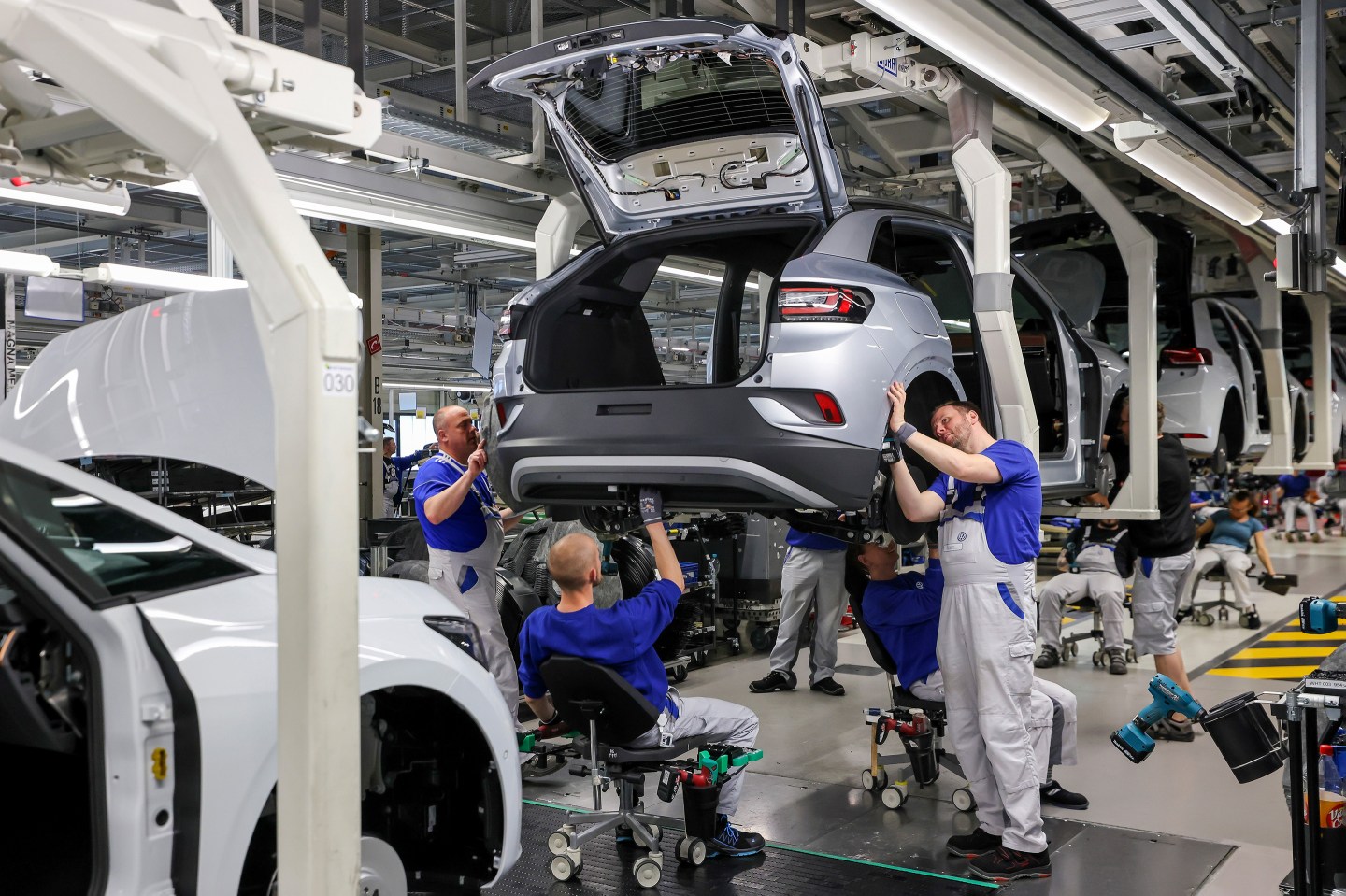 Volkswagen employees at work in a Zwickau plant.