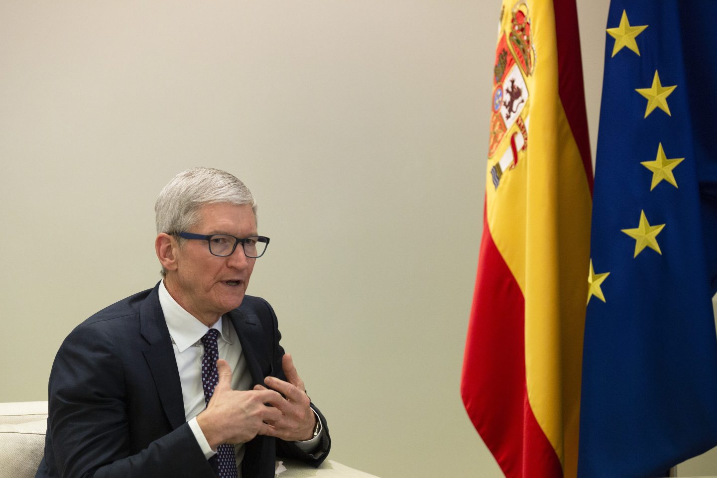 Apple CEO Tim Cook speaks to Spanish Prime Minister Pedro Sanchez (not in the picture) at Moncloa Palace on October 25, 2018 in Madrid, Spain.