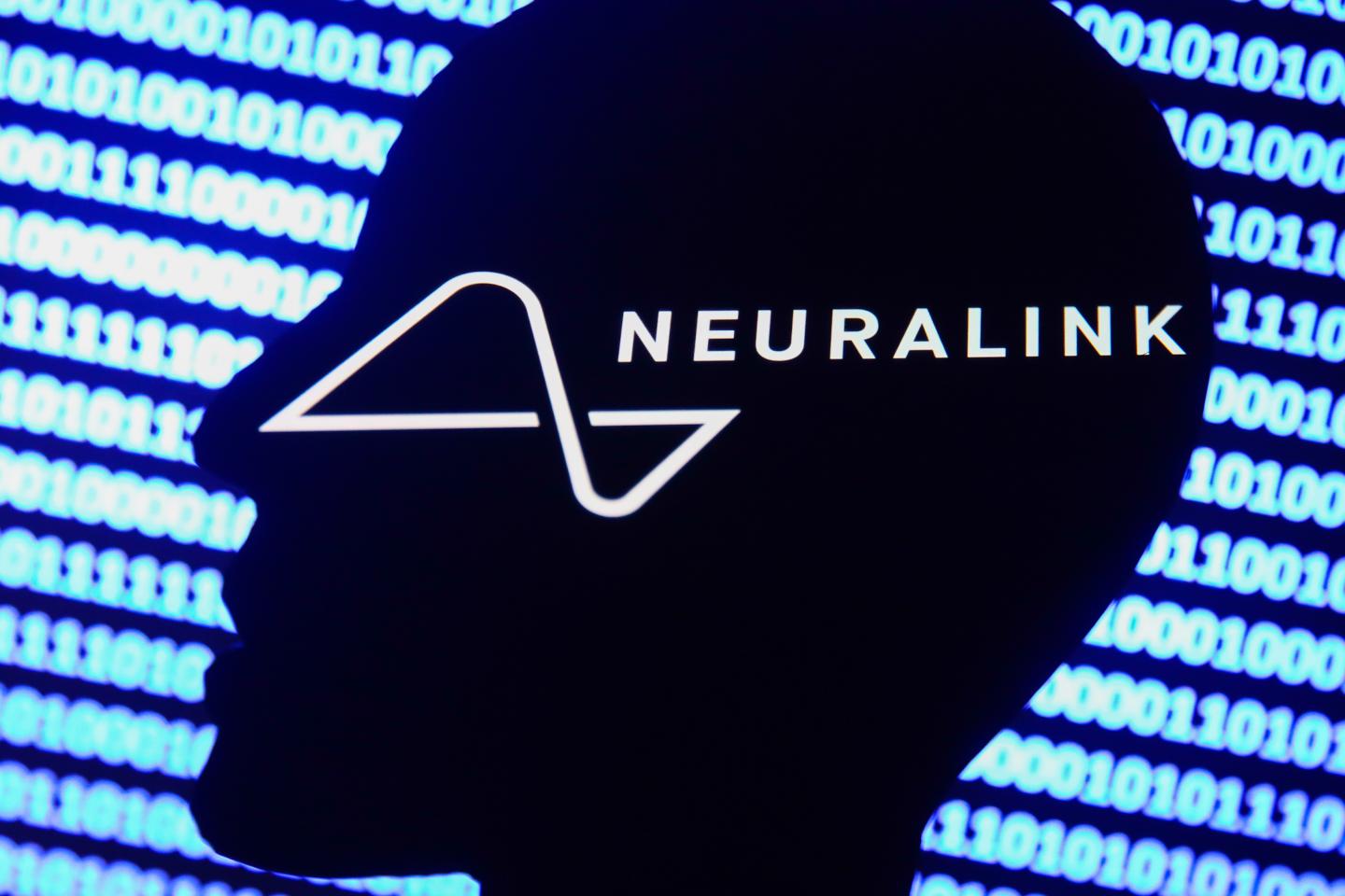 Musk’s Neuralink plans to embed coin-sized computer brain implants into human patients in 6 months