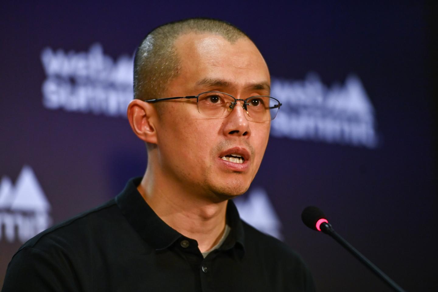 Binance CEO CZ warns staff of ‘bumpy’ months ahead after record customer withdrawals in wake of FTX collapse