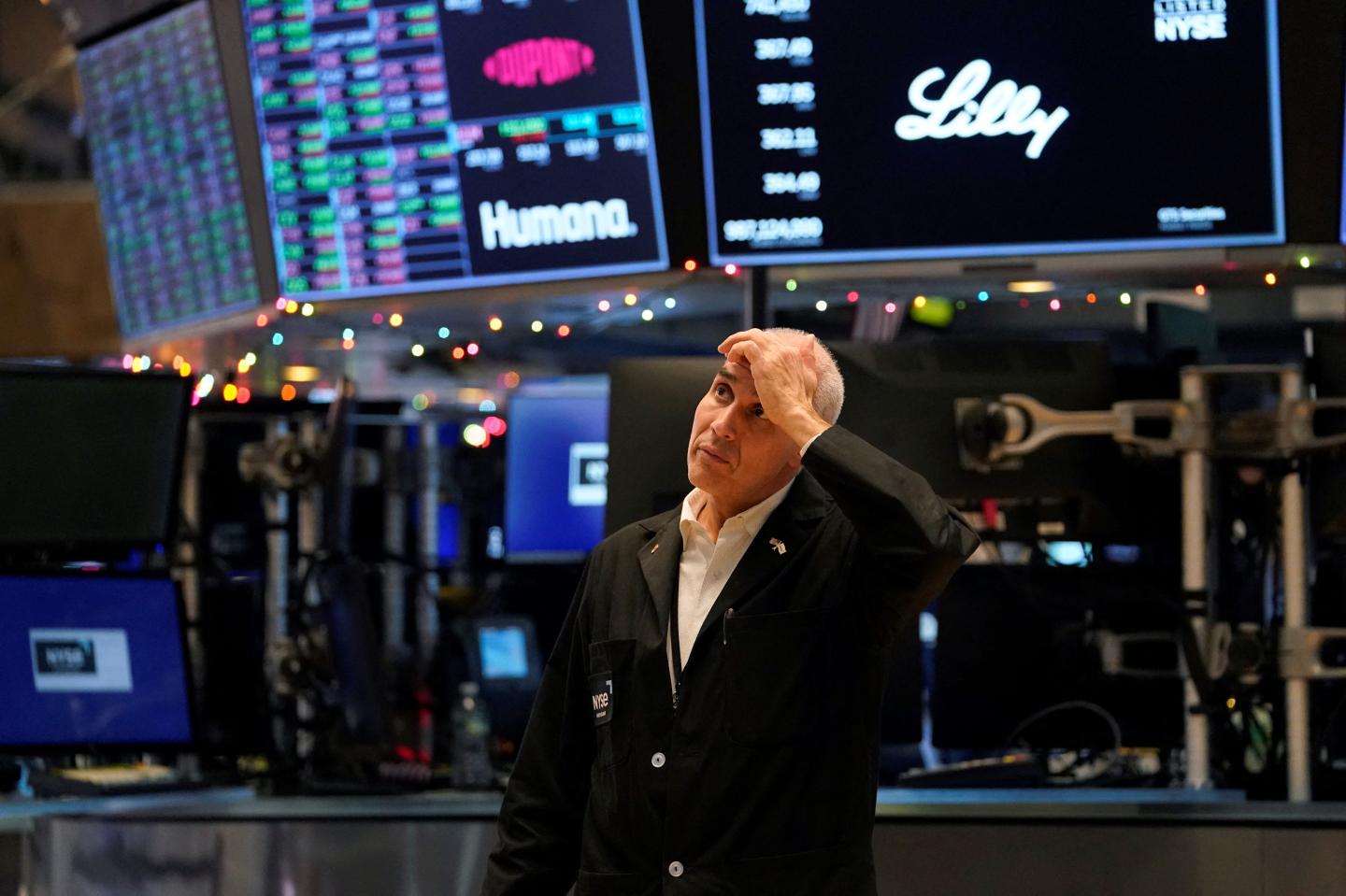 NYSE trader