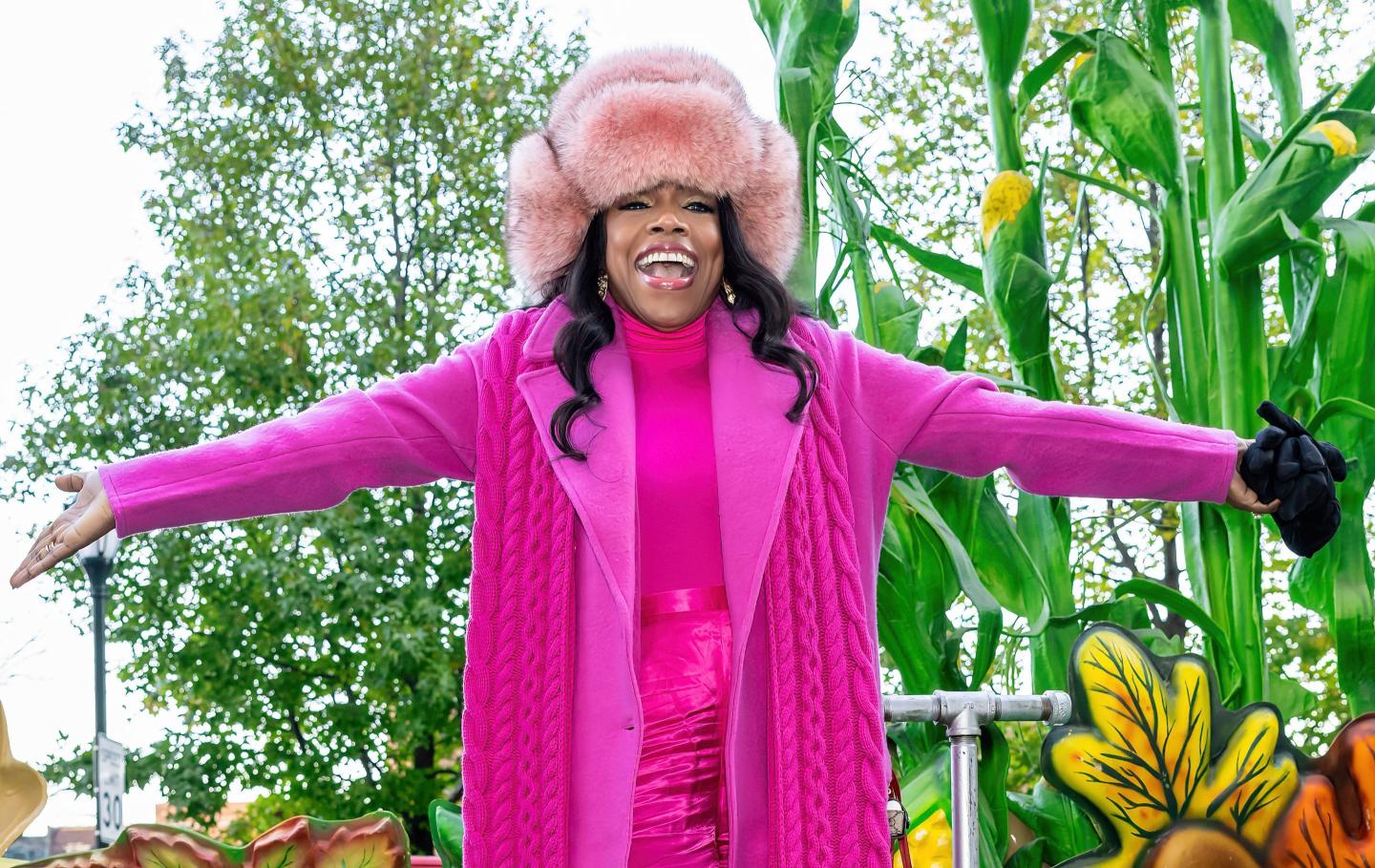 Actress Sheryl Lee Ralph at the 1Dunkin' Donuts Thanksgiving Day Parade on November 24, 2022 in Philadelphia, Pennsylvania. 
