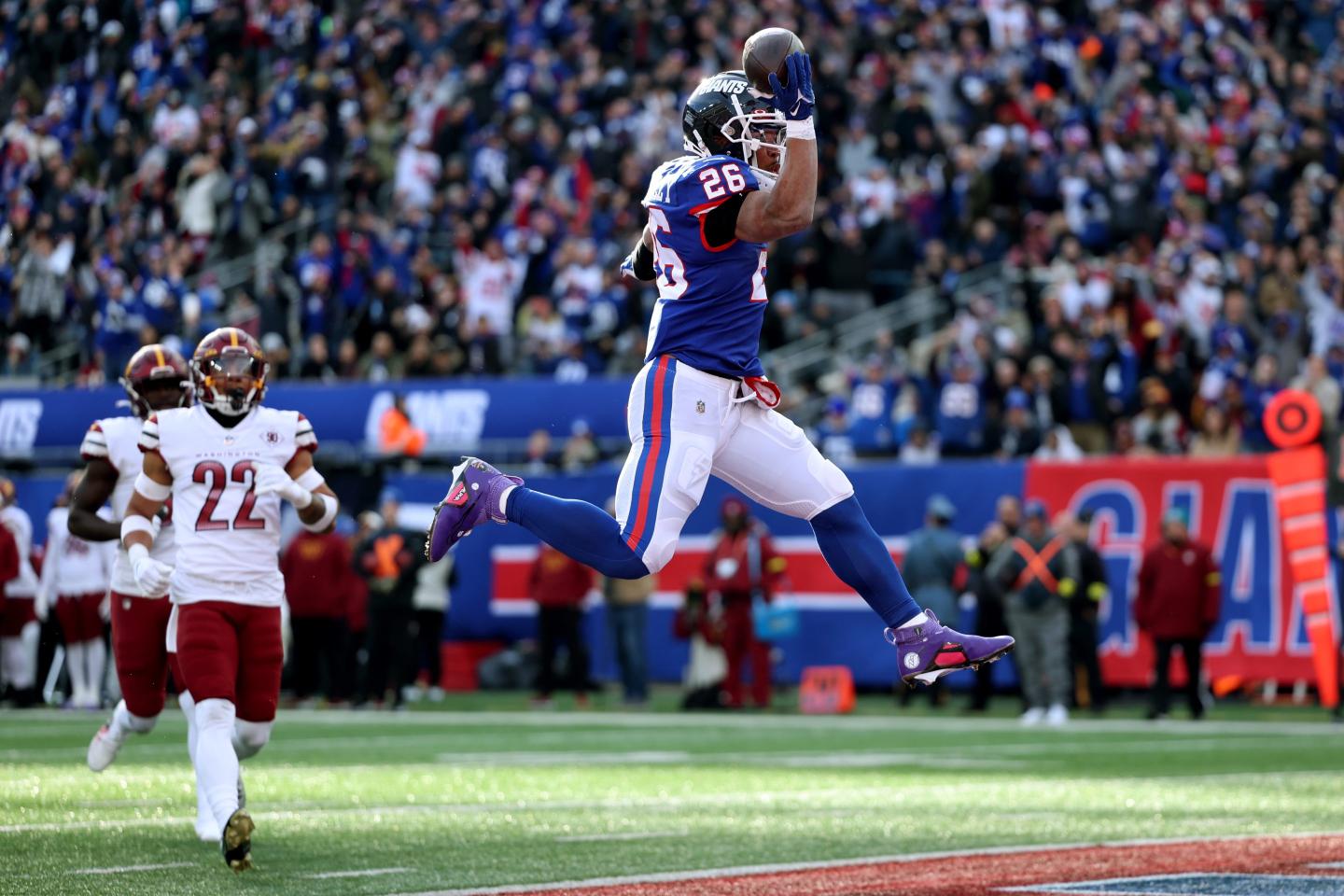 How to watch Week 15 of the NFL live online for free—and without cable