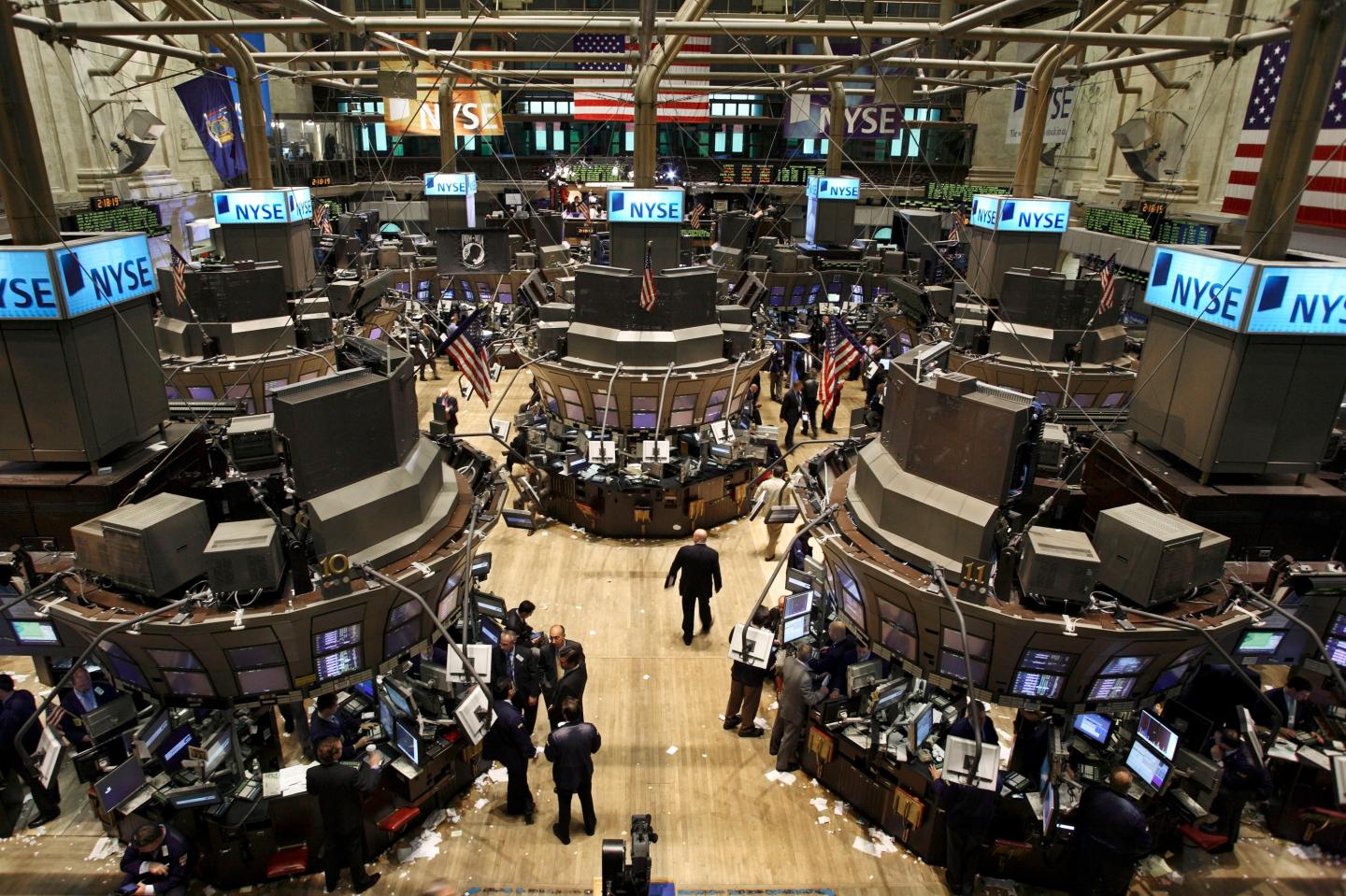 This year’s global stock market rout cost investors $18 trillion—here’s what worries experts for 2023