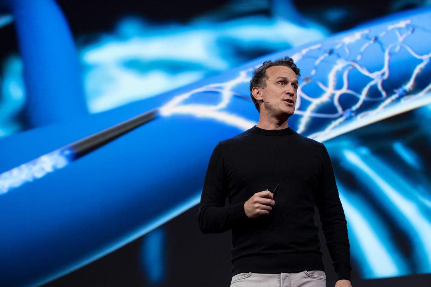Jeff Bezos and Bill Gates are making bets on brain interface company Synchron as Elon Musk’s Neuralink faces controversy and a federal investigation