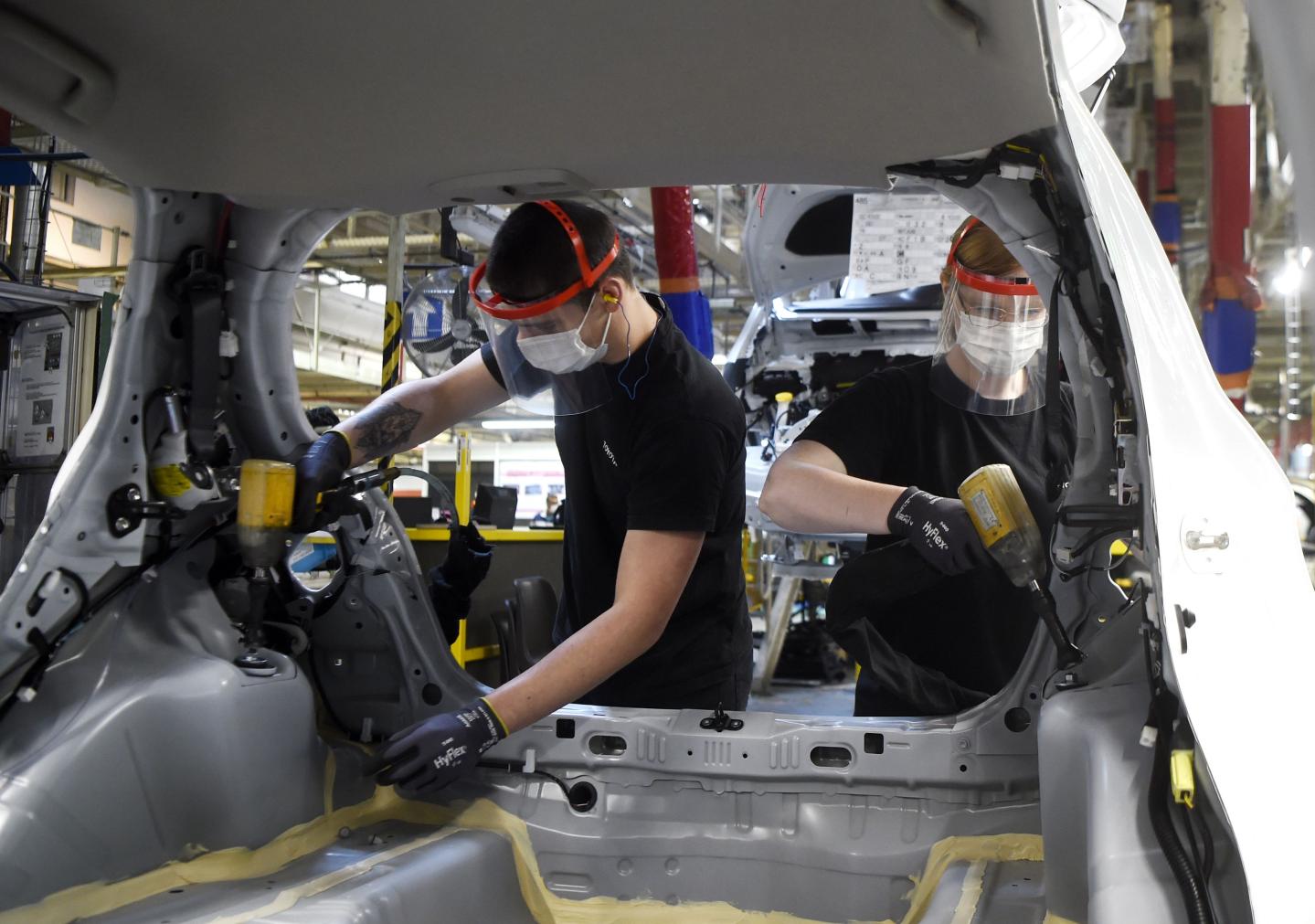 Why electric vehicles are losing some of their spark headed into 2023