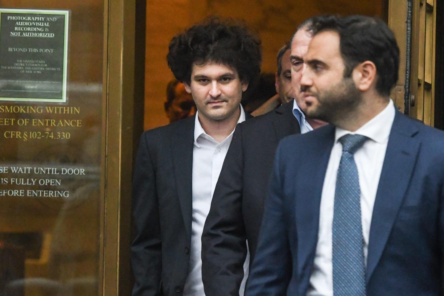 FTX’s Sam Bankman-Fried must stop contacting former employees, prosecutors say 