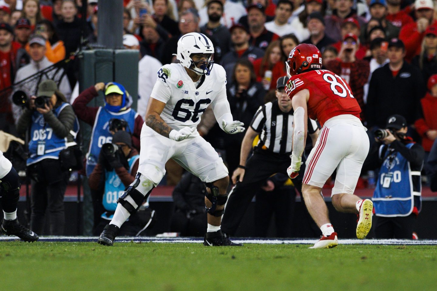 Penn State Nittany Lions offensive lineman Drew Shelton (66) blocks during the Rose Bowl game between the Penn State Nittany Lions and the Utah Utes