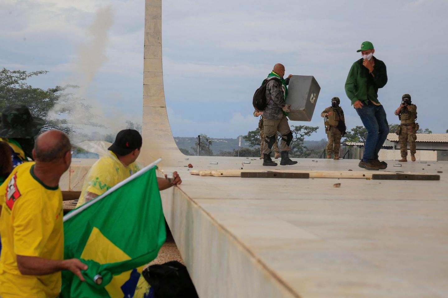 Brazil gets its Jan. 6 moment as pro-Bolsonaro rioters invade congress, presidential palace: ‘Anti-democratic acts’