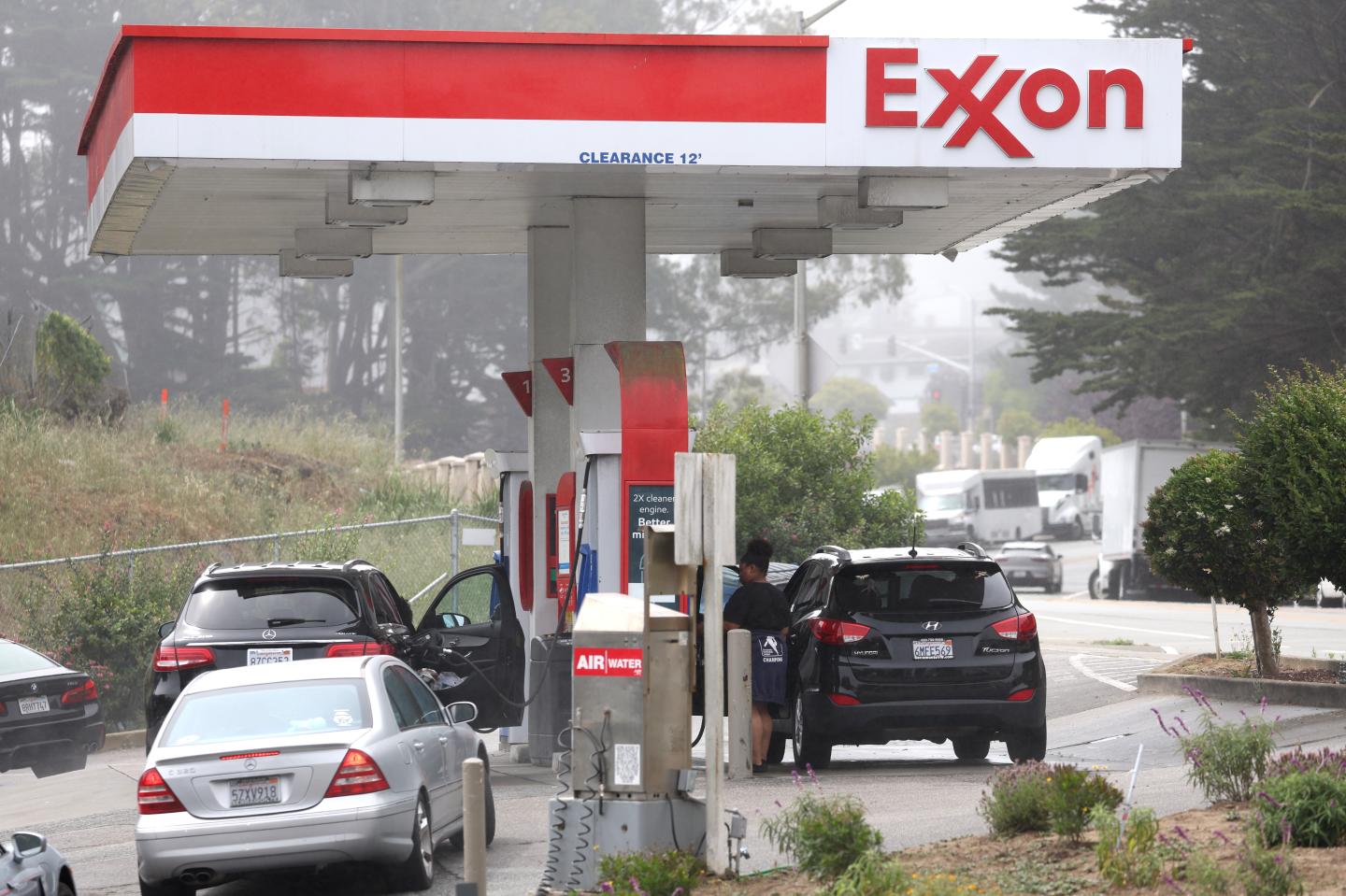 Exxon’s secret decades-old predictions about global warming were spot on—but the company downplayed climate change anyway, study says