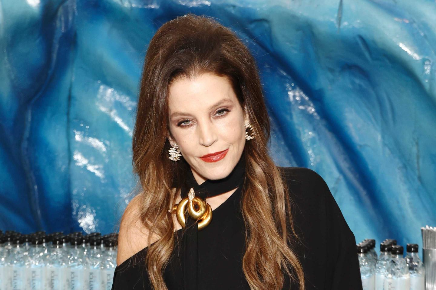 BEVERLY HILLS, CALIFORNIA - JANUARY 10: Lisa Marie Presley with Icelandic Glacial at the 80th Annual Golden Globe Awards at The Beverly Hilton on January 10, 2023 in Beverly Hills, California.
