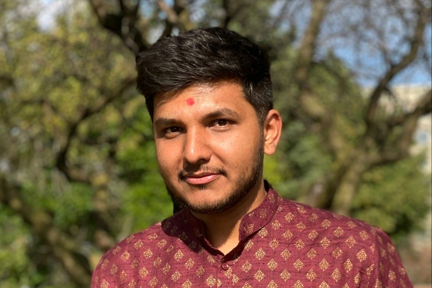 A picture of Mayur Oza.