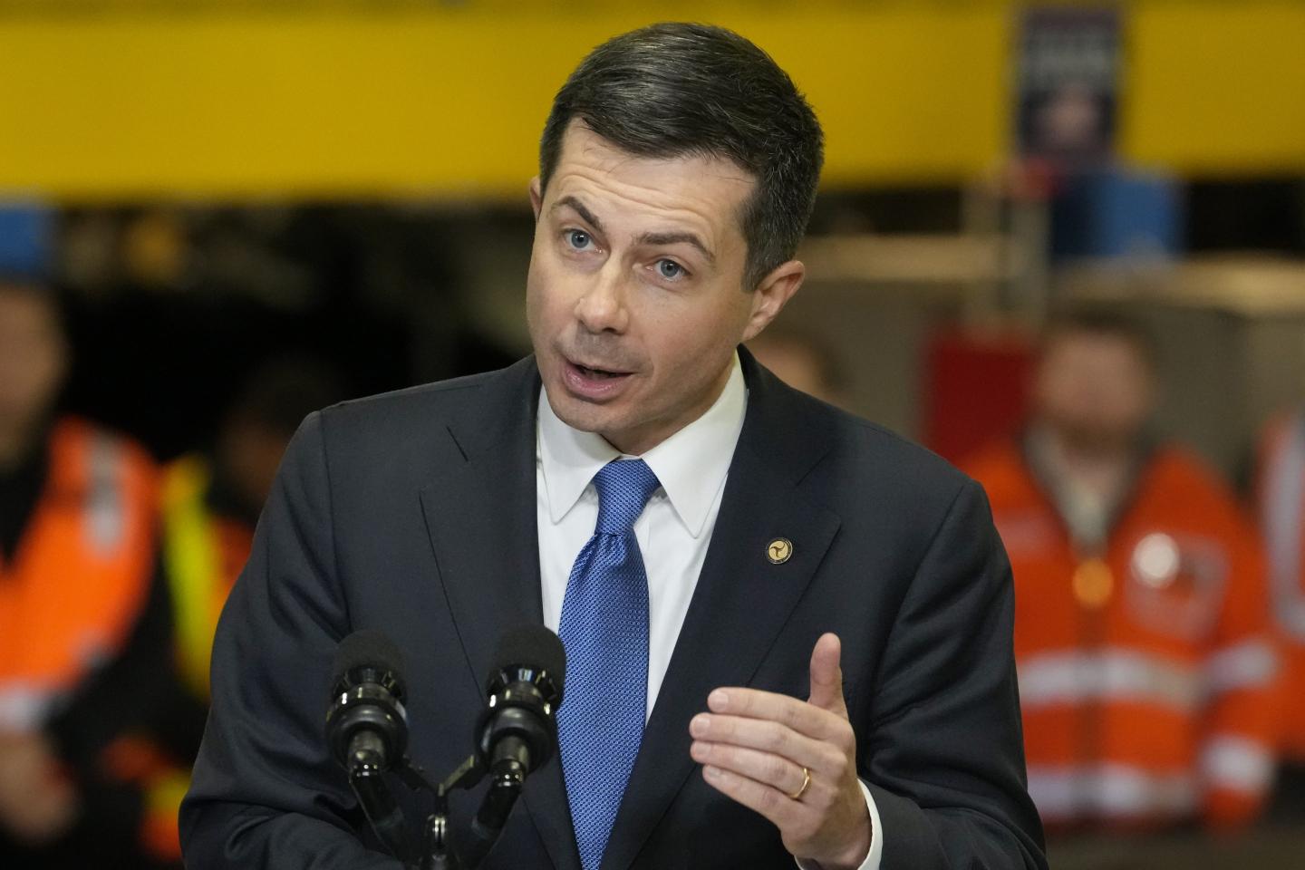 Uber, 3M, Lyft and almost 50 other businesses pledge millions in federal effort to cut road deaths after record spike in 2021