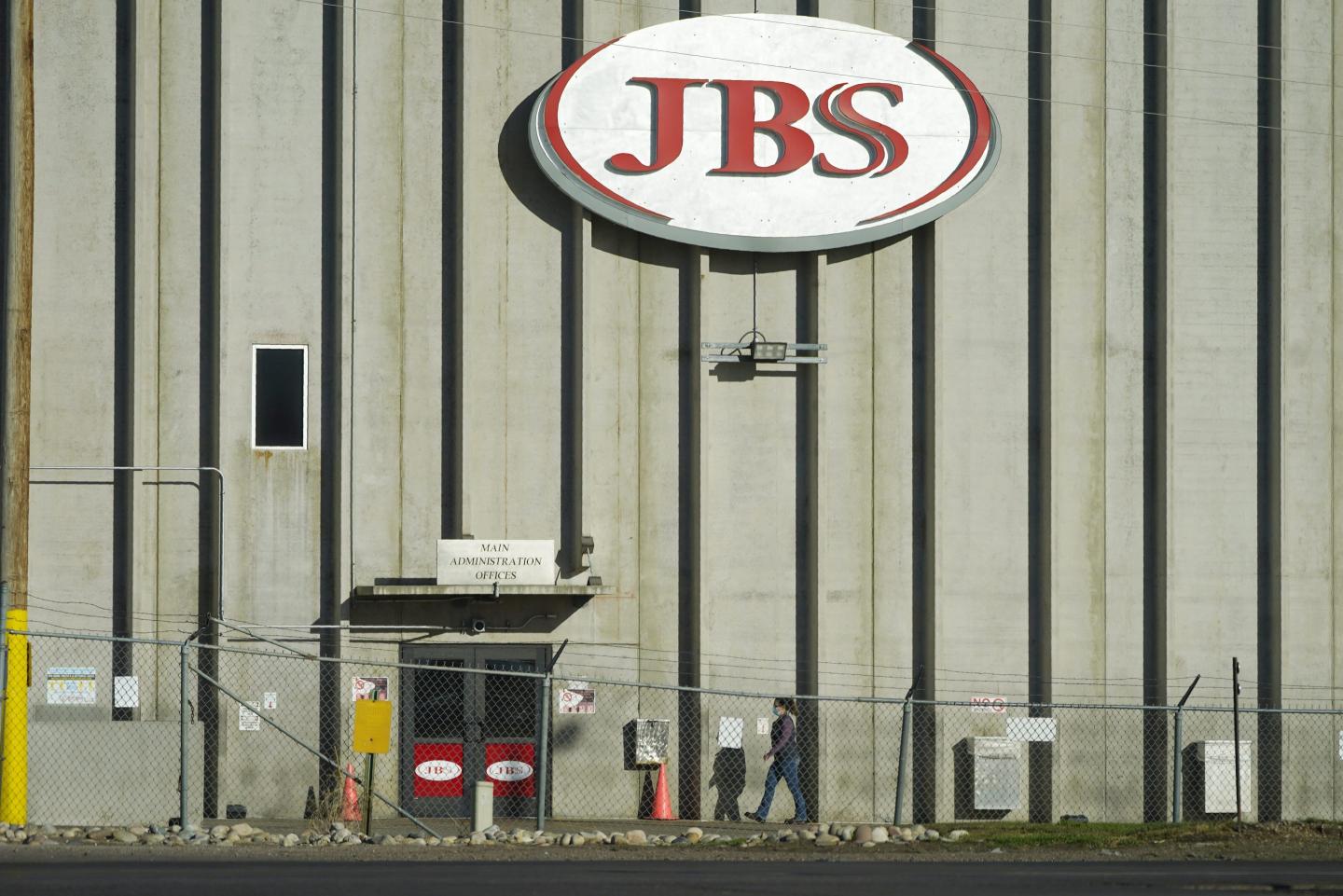 Company that hired minors to clean skull-splitters and bone saws at meatpacking plants fined $1.5 million