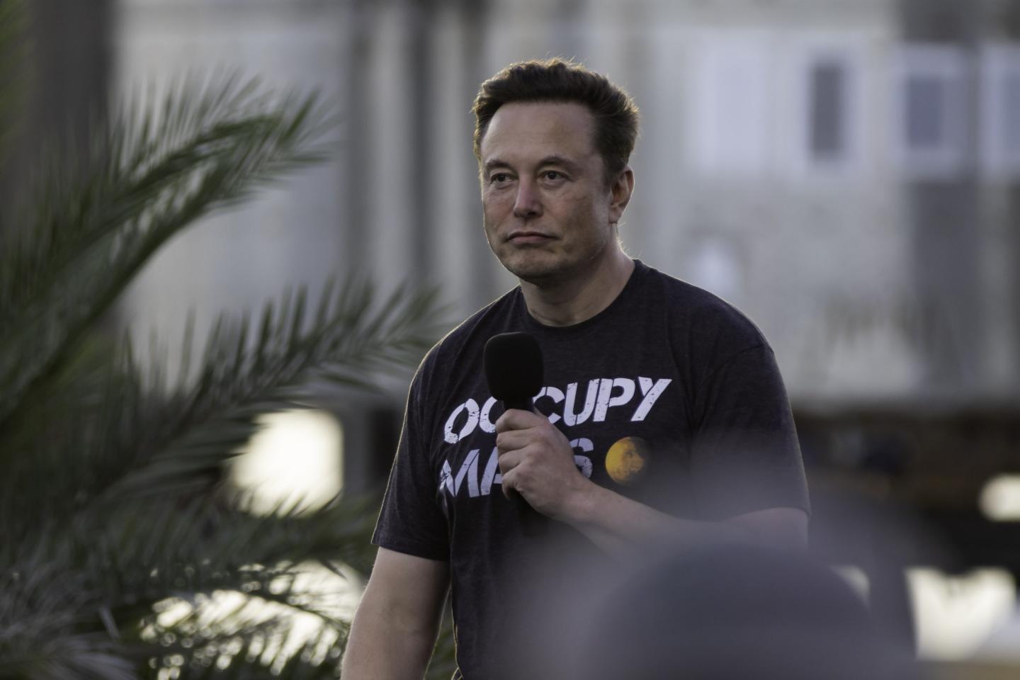 Elon Musk’s brain startup is being investigated for possible ‘dangerous pathogens’ after allegations of ‘sloppy, unsafe laboratory practices’