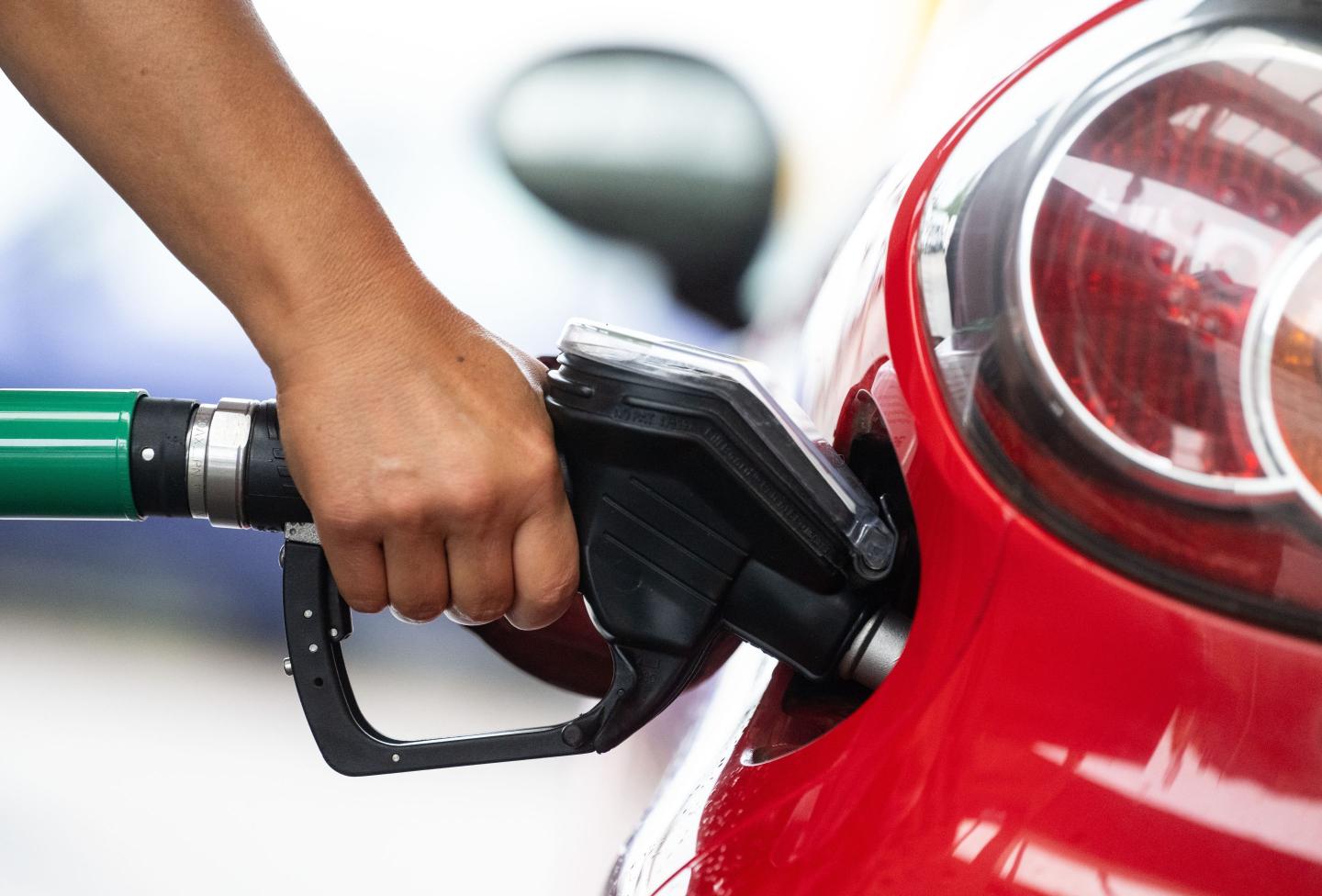 Oil will top $100 a barrel again this year and by 2024 we could ‘have a serious problem,’ says Goldman Sachs