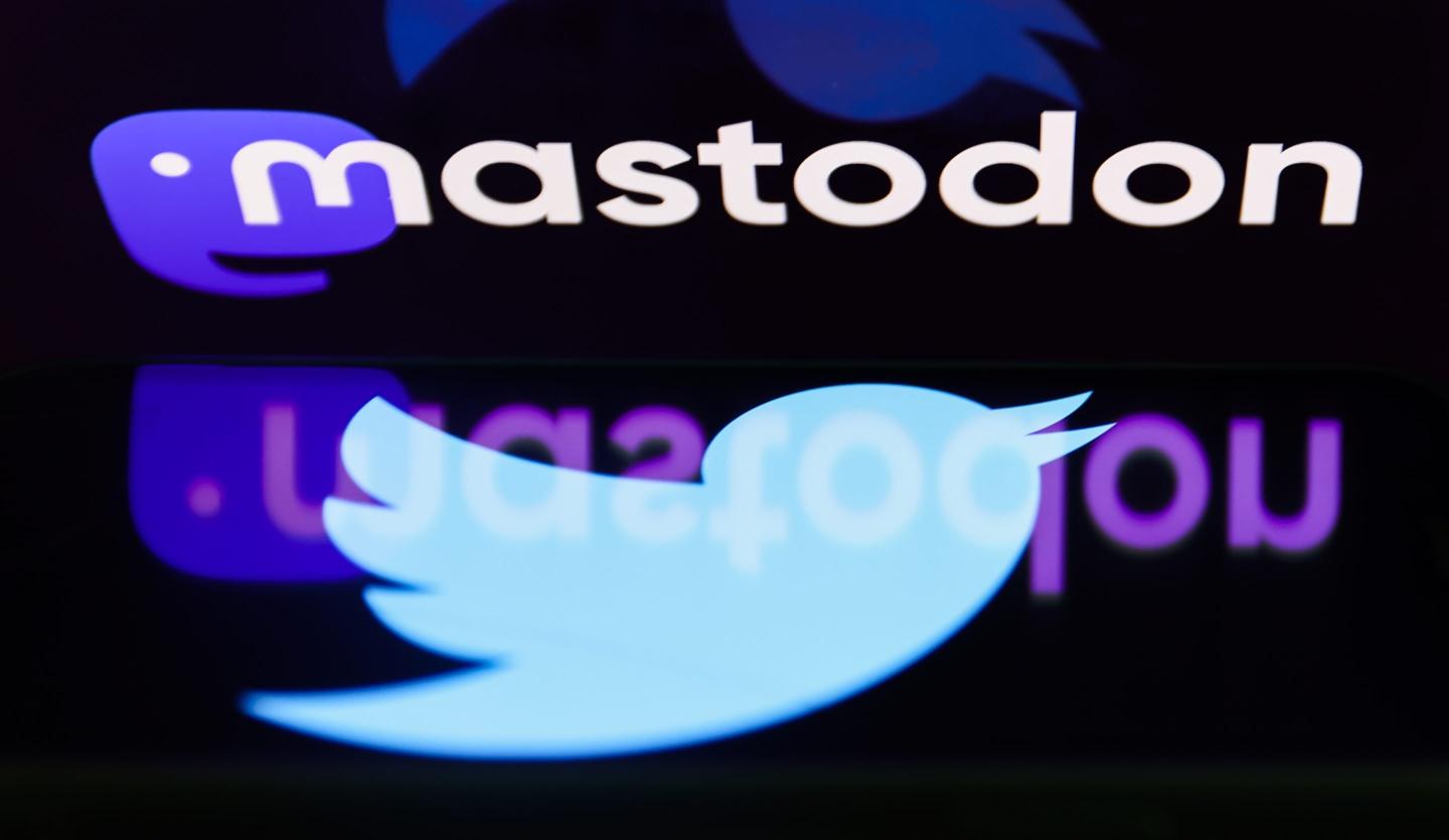 Mastodon downloads fall 99% from mid-November after rush form Twitter users
