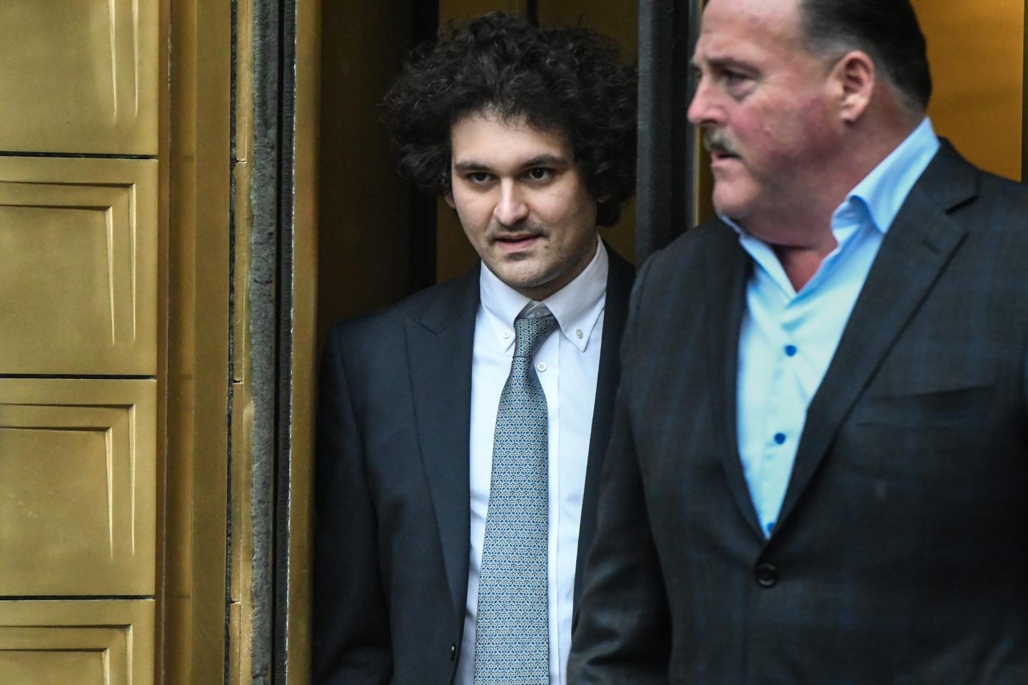 Prosecutors move to limit Sam Bankman-Fried’s device and internet use, but stop short of demanding jail time