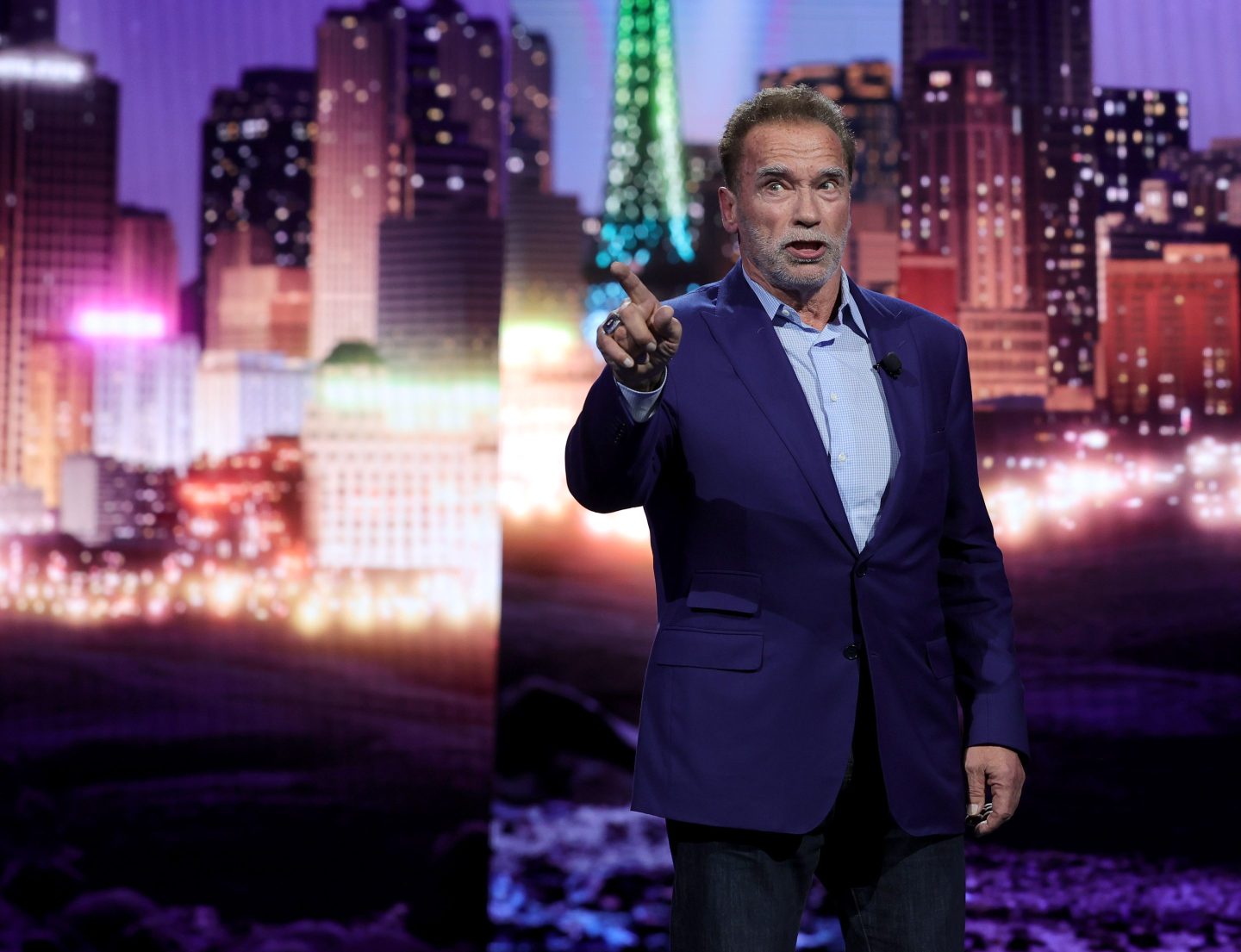Arnold Schwarzenegger will star in his first TV series on Netflix.