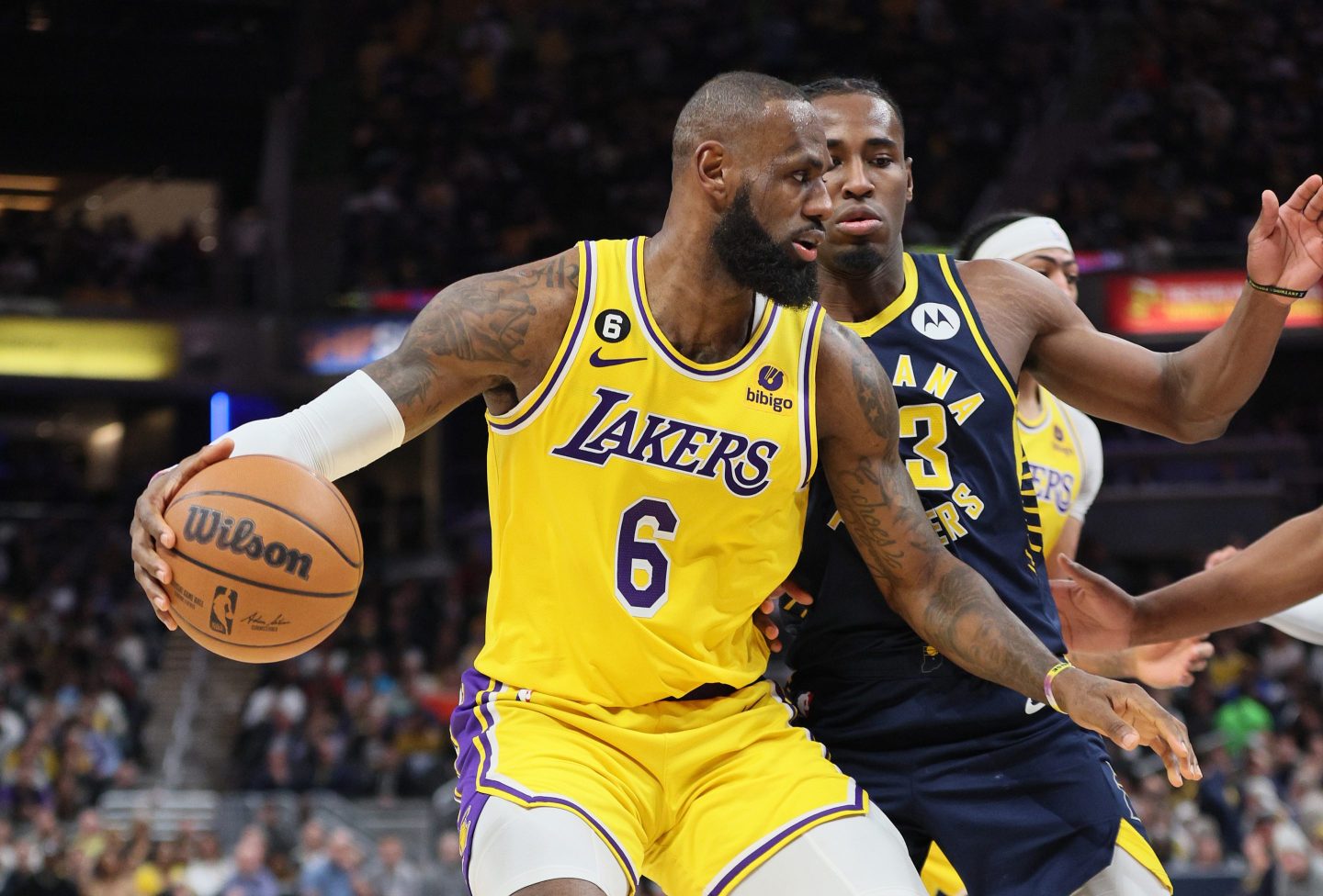 LeBron James (No. 6) of the Los Angeles Lakers